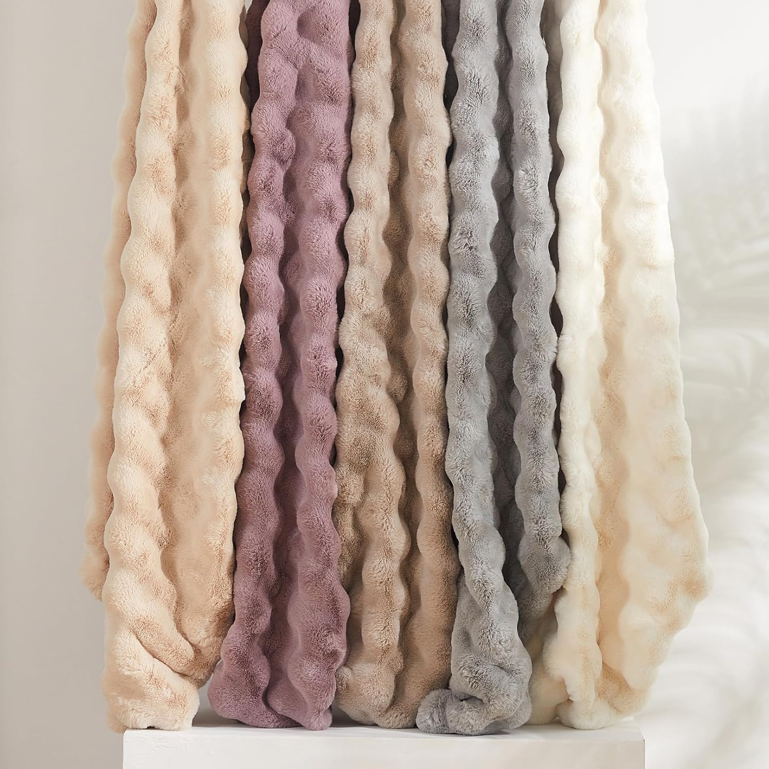 The Malibu Blanket - LuxeComfort Faux Fur Bubble Blanket 60"x70" Pebble Grey - Luxuriously Soft, Elegant, Reversible Design, Home Décor, Picnics, and Travel (Pebble Grey, Oversized Throw 60x70) - Image 9