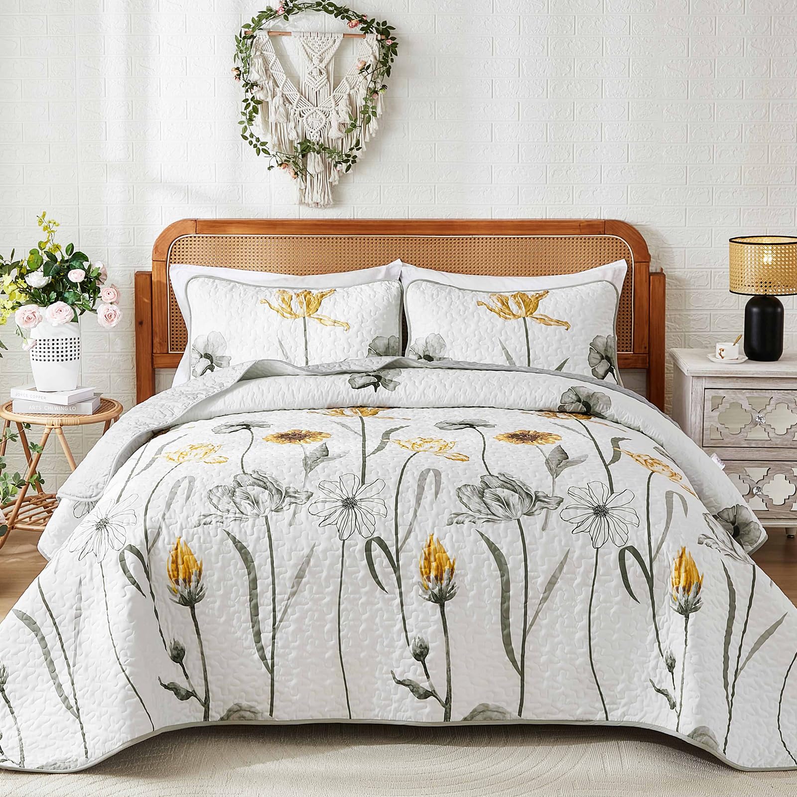 WONGS BEDDING Grey and Yellow Floral Quilt Set Queen