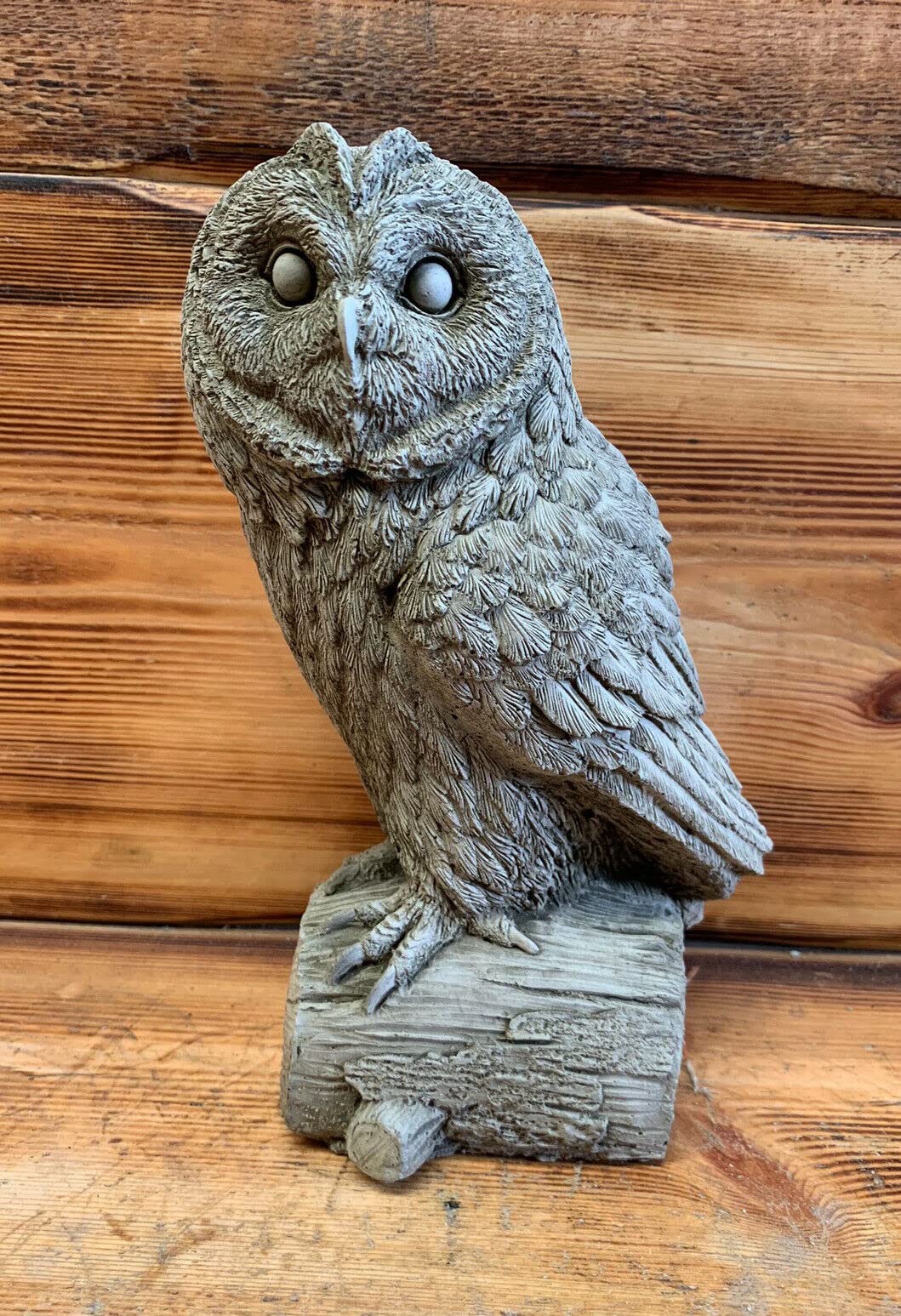 STONE GARDEN OWL ON A LOG GIFT CONCRETE ORNAMENT