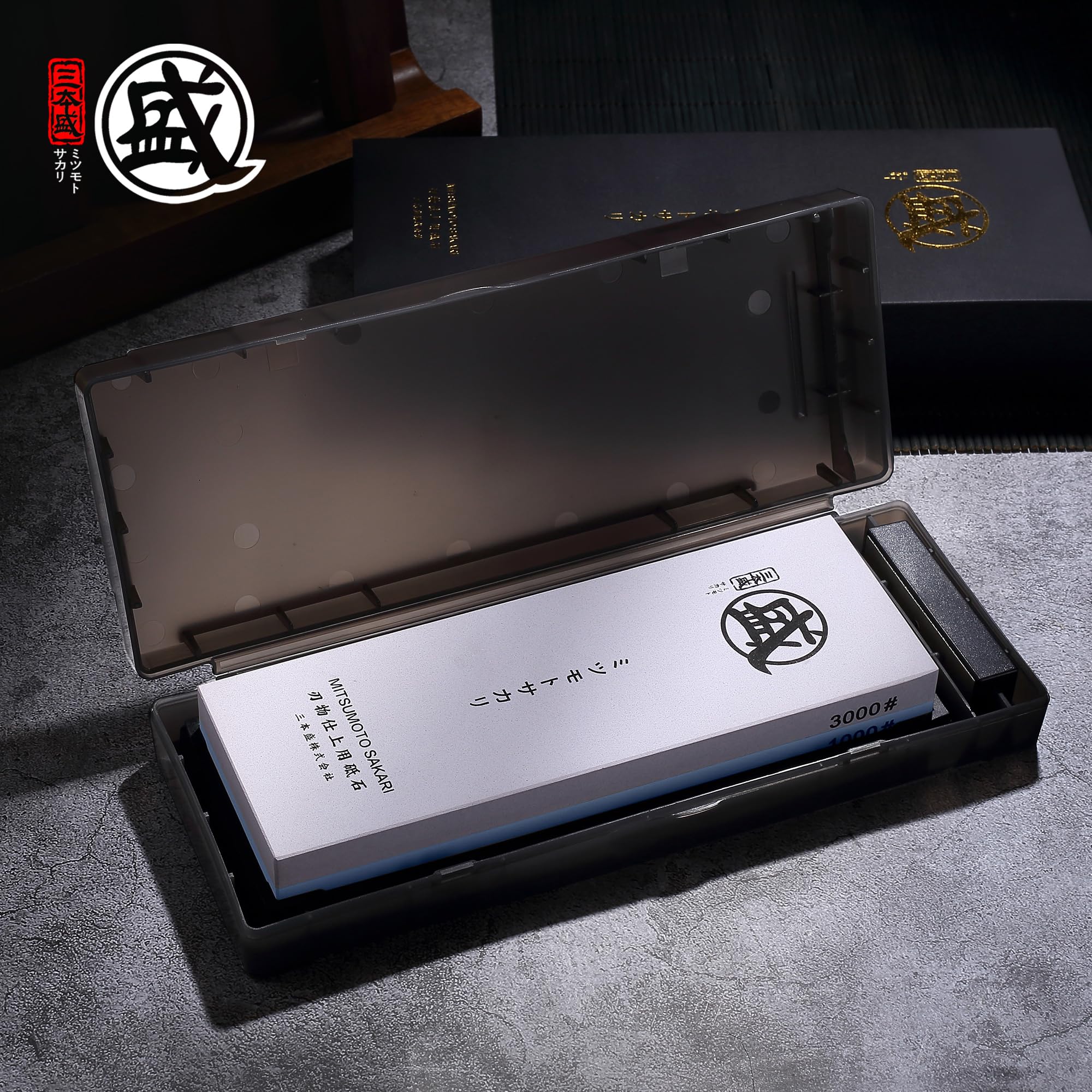 MITSUMOTO SAKARI Piedra Japonesa para Afilar Cuchillos, 2000/6000 Grano Piedra Profesional para Afilar Cuchillos Cocina, Afilador cuchillos con Base Antideslizante de Goma TPR