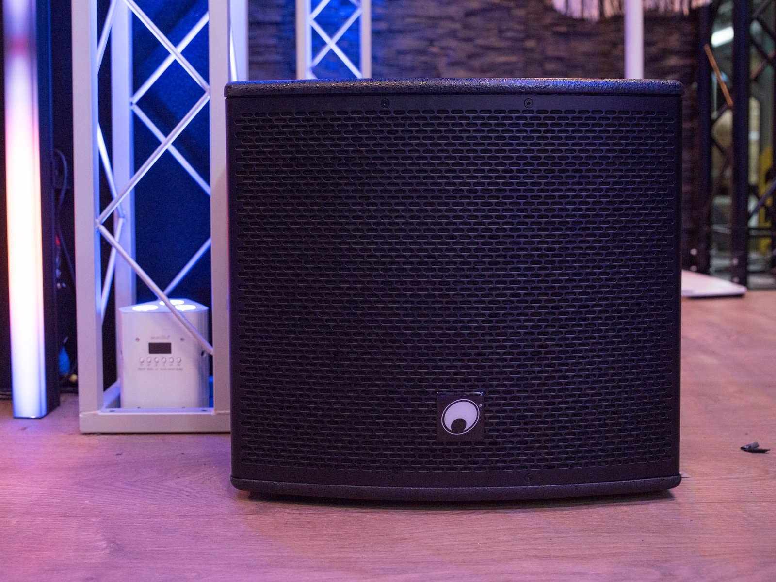 OMNITRONIC MOLLY-12A Subwoofer aktiv schwarz | Aktiver 12"-Subwoofer mit DSP und Bluetooth