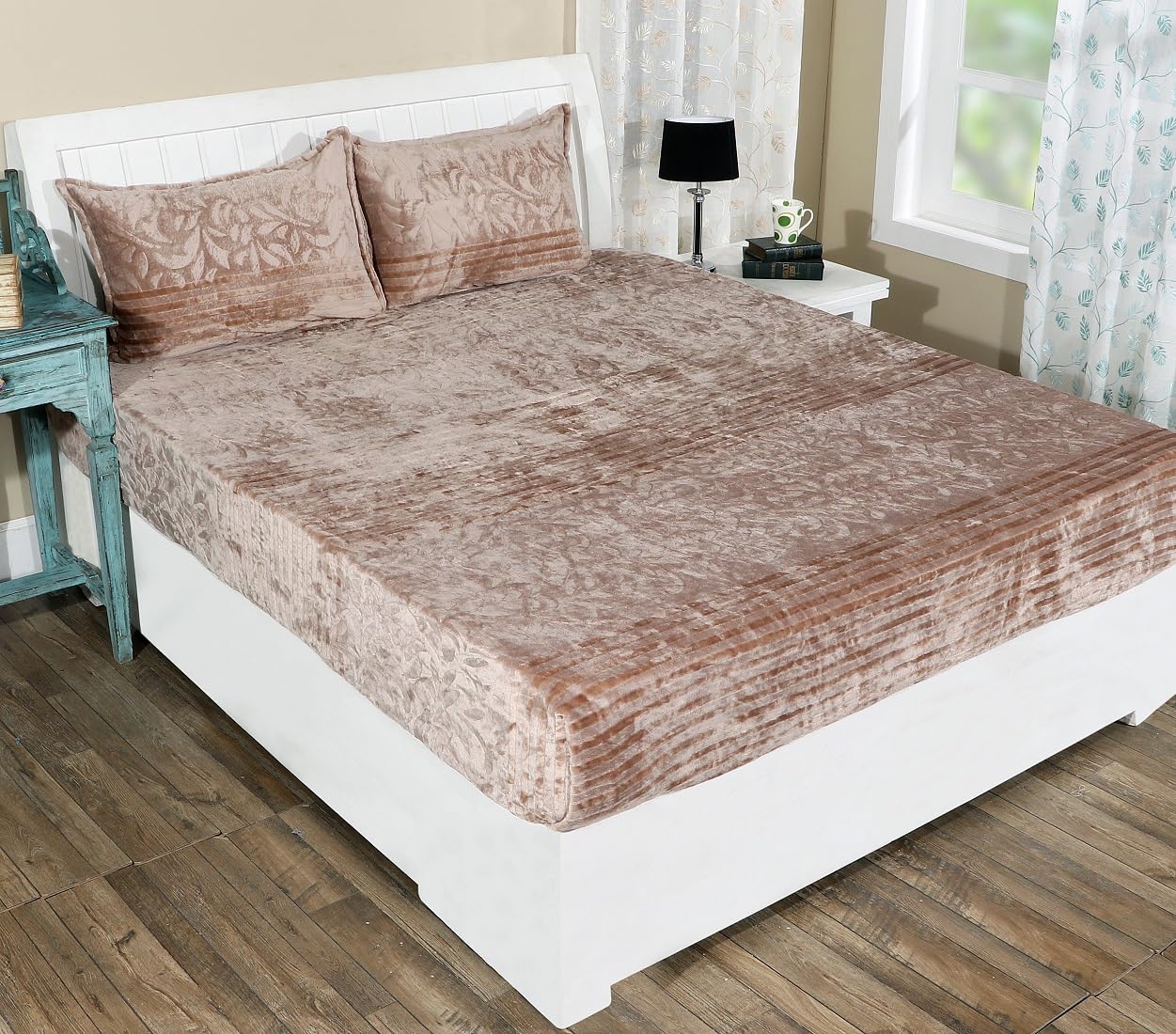 RD TREND 300 GSM Flannel Embossed Warm Elastic Fitted bedsheets for Winter King Size(78X72X8 Inch) with 2 Pillow Covers Size 18x28 Inches, Color-Beige,Floral