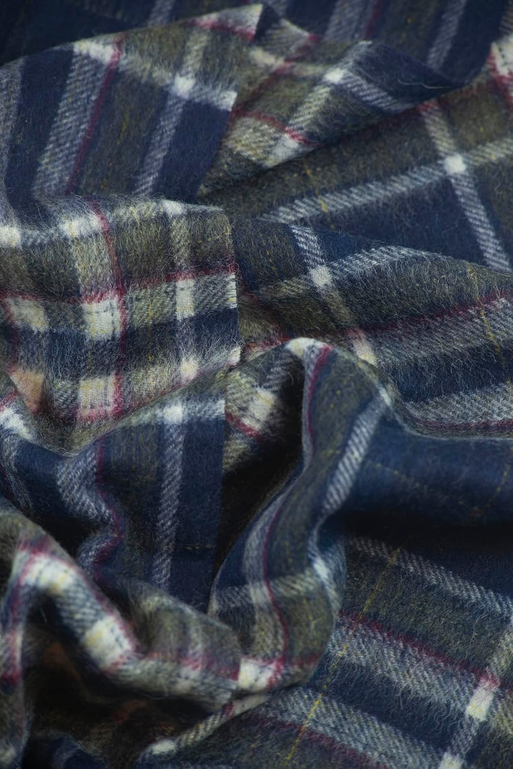REALITY&FANTASY Cashmere and 100% soft Lambs Wool Plaid Tartan Winter Scarf for Men and Women