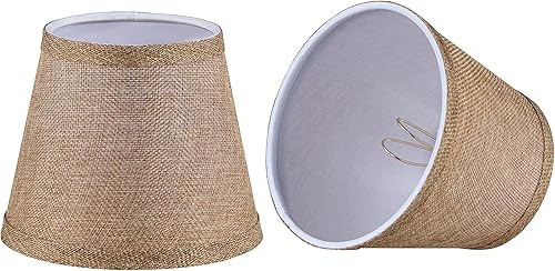 Aspen Creative 51022-2, pantalla de araña de transición con clip imperio, tela con textura de lino beige, parte superior de 4 pulgadas x 6 pulgadas