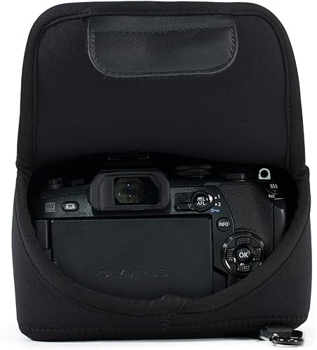 Miniatura 9 de MegaGear Funda de neopreno ultraligera para cámara, con mosquetón, compatible con Sony Cyber-Shot DSC-RX10 IV, DSC-RX10 III - Negro - MG755
