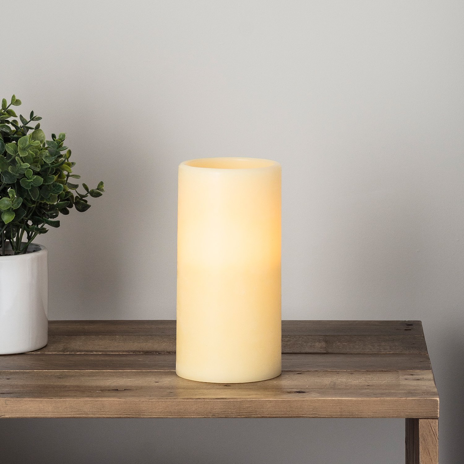 Lights4fun Amber Medium Church Pillar Battery Operated Wax Led Candle With Timer