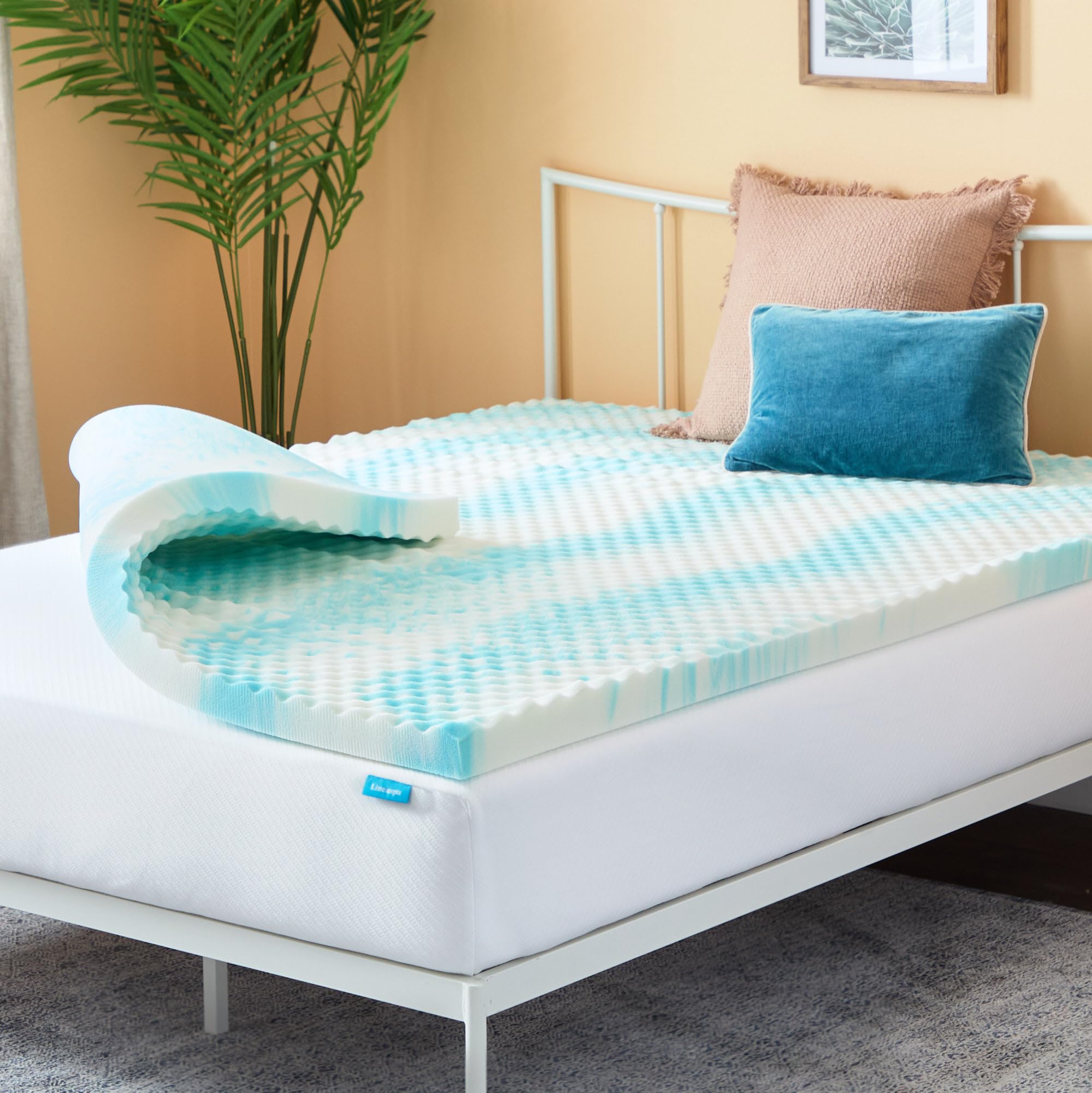 Linenspa 3 Inch Gel Memory Foam Mattress Topper – Egg Crate Style, Reversible for two feels – Promotes Airflow &amp; Relieves Pressure Points – King