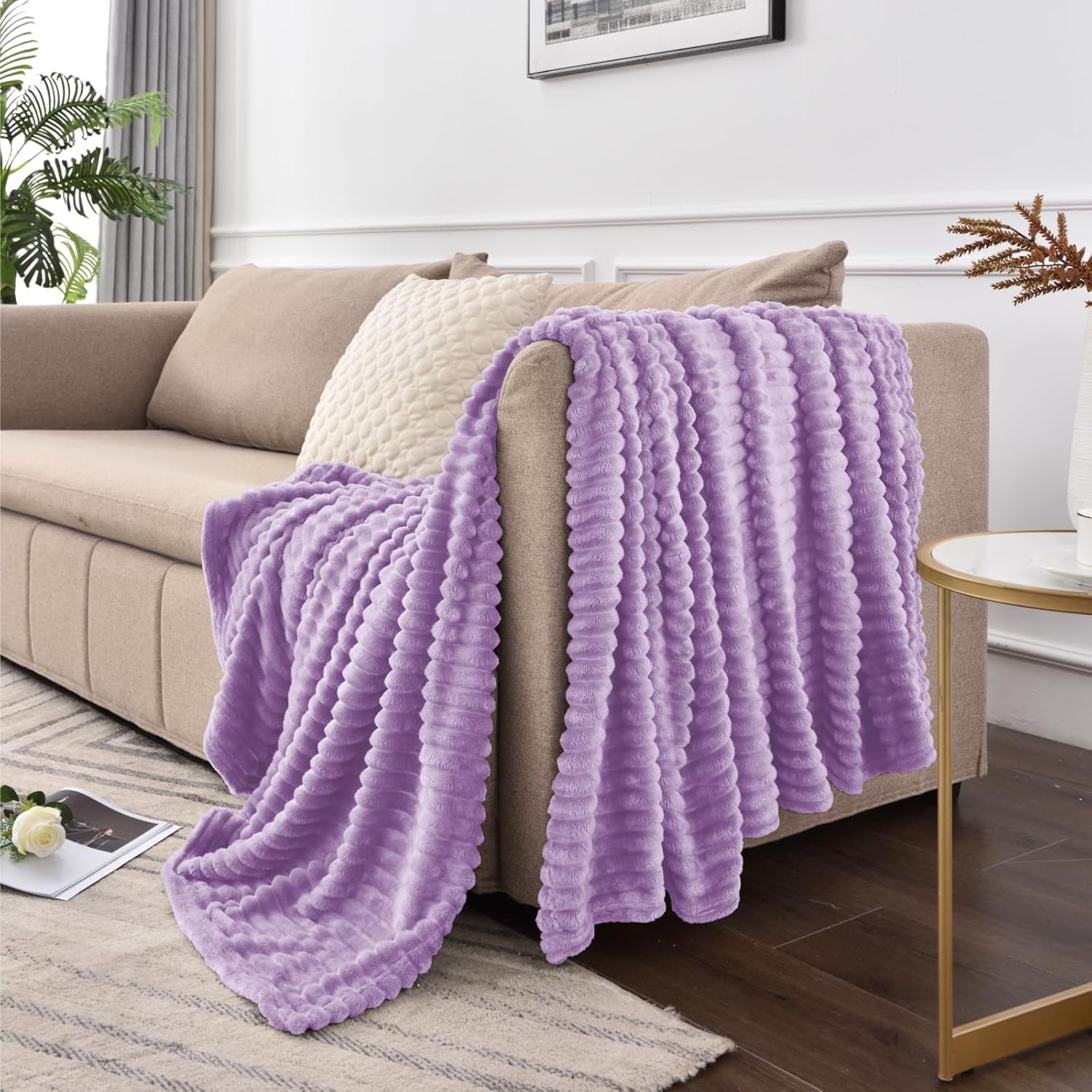 BEDELITE Valentines Day Blanket for Couch, 3D Ribbed Jacquard Soft and Cozy Fleece Throw Blanket for Sofa and Chair, Fluffy Plush Lightweight Blankets for Bed, for Women, 50x60 inches - Image 9