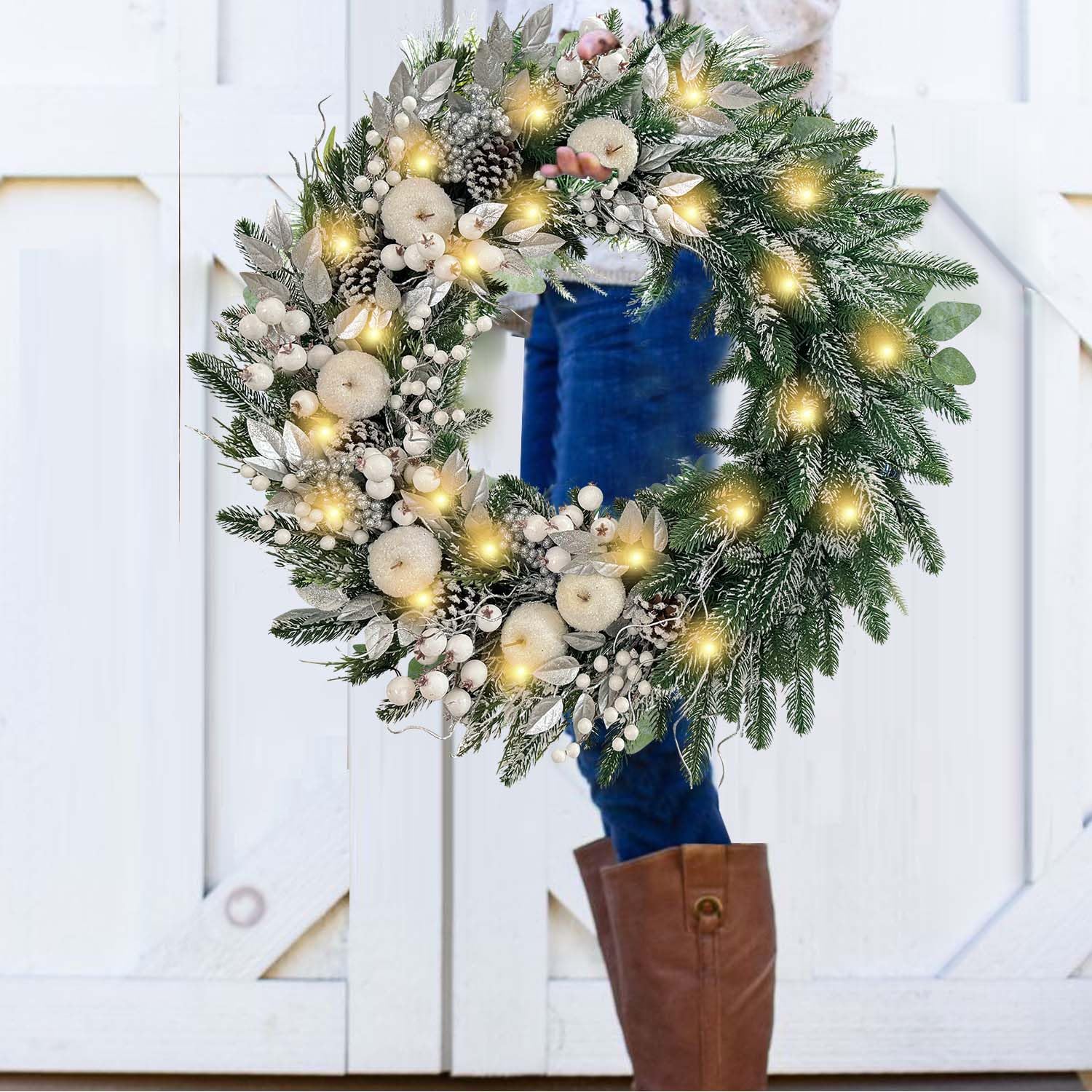 WANNA-CUL Corona de Navidad grande preiluminada de 30 pulgadas para puerta delantera con 50 luces LED, decoración de corona de Navidad iluminada en blanco plateado con manzanas y bayas blancas