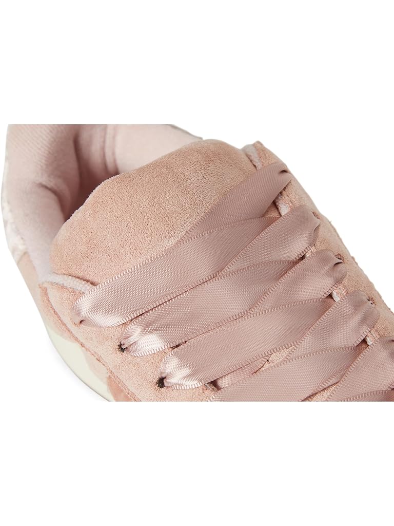 Red Madden Girl Nollie