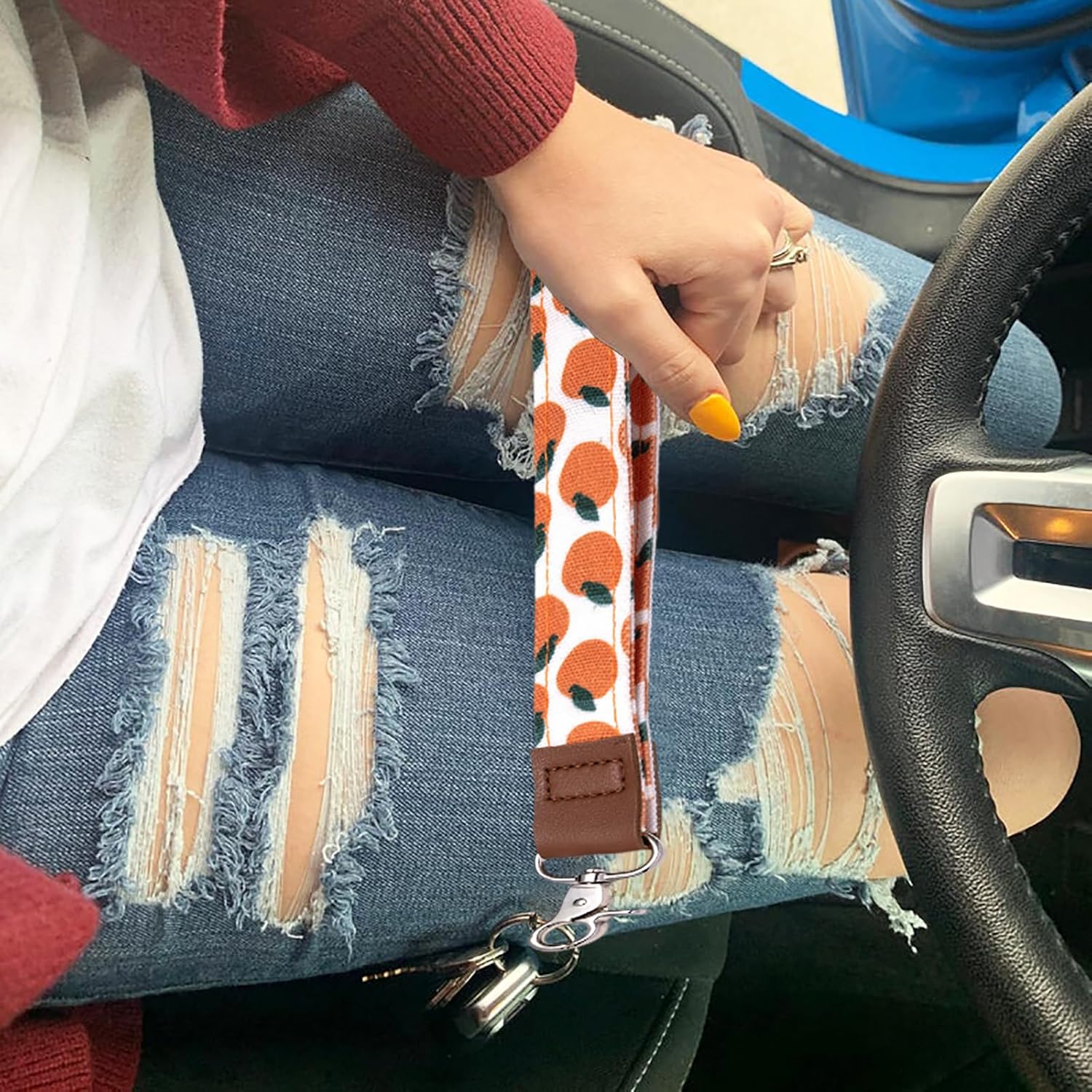 Hand Wrist Lanyard Key Chain Holder, Floral Key Fob Wristlet, Keychain, Key Lanyard Wristlet, Key Chain (White) - Image 7