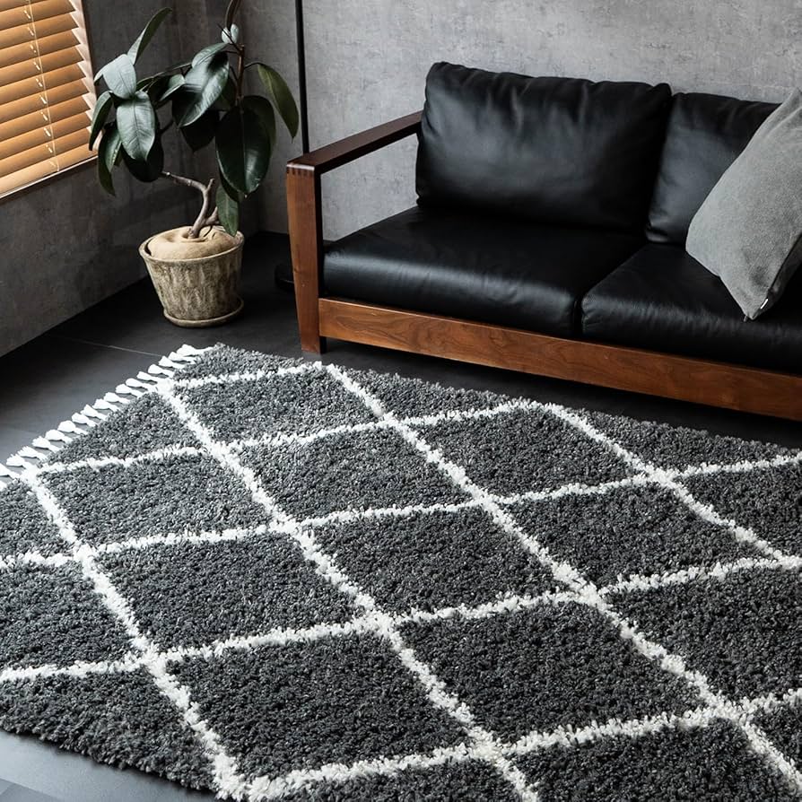 サヤンサヤン　幾何学模様ラグ Amazon | サヤンサヤン 幾何学柄 ラグ カーペット アレク