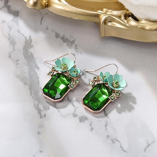 Vista 3 de BriLove Pendientes colgantes de gancho de corte esmeralda con diamantes de imitación para mujer, accesorios de fiesta de graduación
