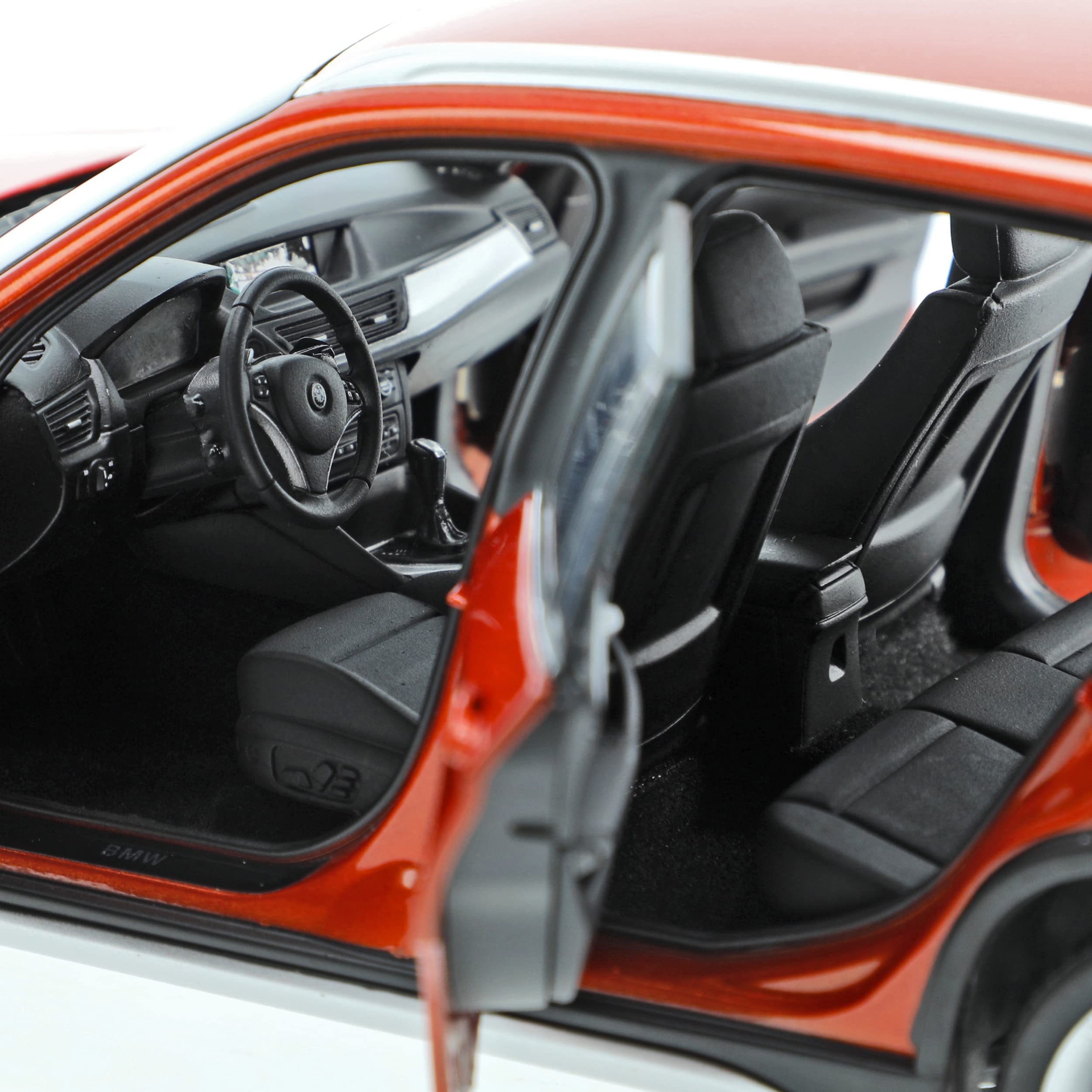 B*M*W X1 E84 Xdrive 28i Valencia Orange Ab 2009 1/18 Kyosho Modell