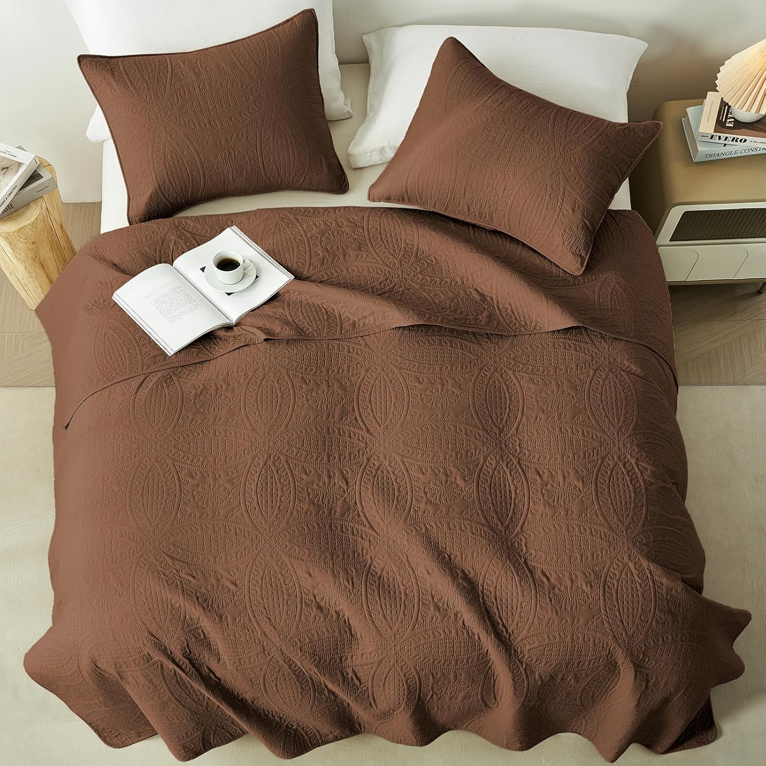 akkialla King/Cal King Quilt Bedding Set,Brown Ultrasonic Quilt Set,Lightweight Soft Bedspread Coverlet,Modern Style Coin Pattern Bed Cover for All Seasons,3 Piece(1 Quilt,1 Pillow Shams) - Image 3