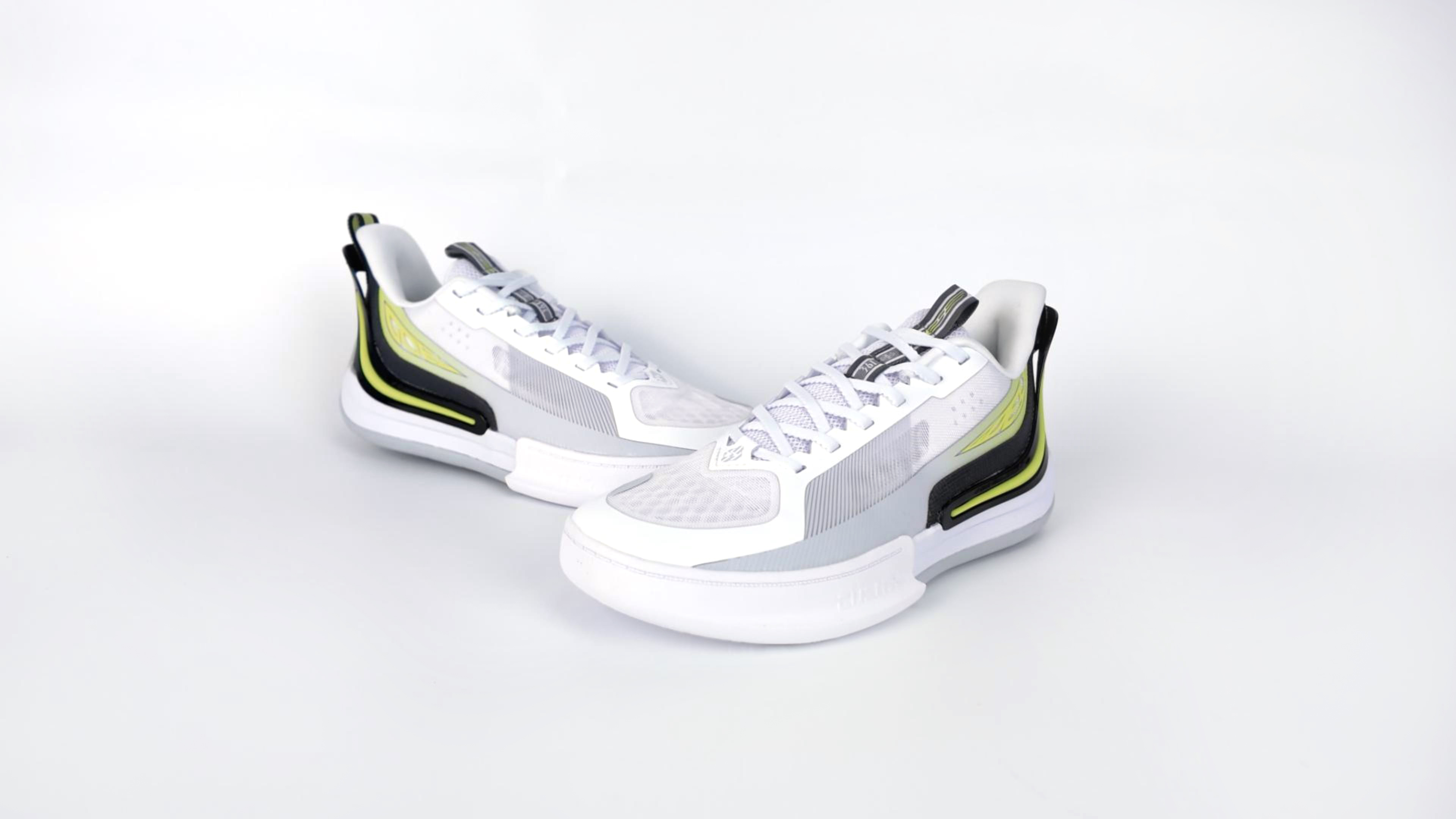 Amazon.com | 361° DVD 4 Basketball Shoes for Men Breathable