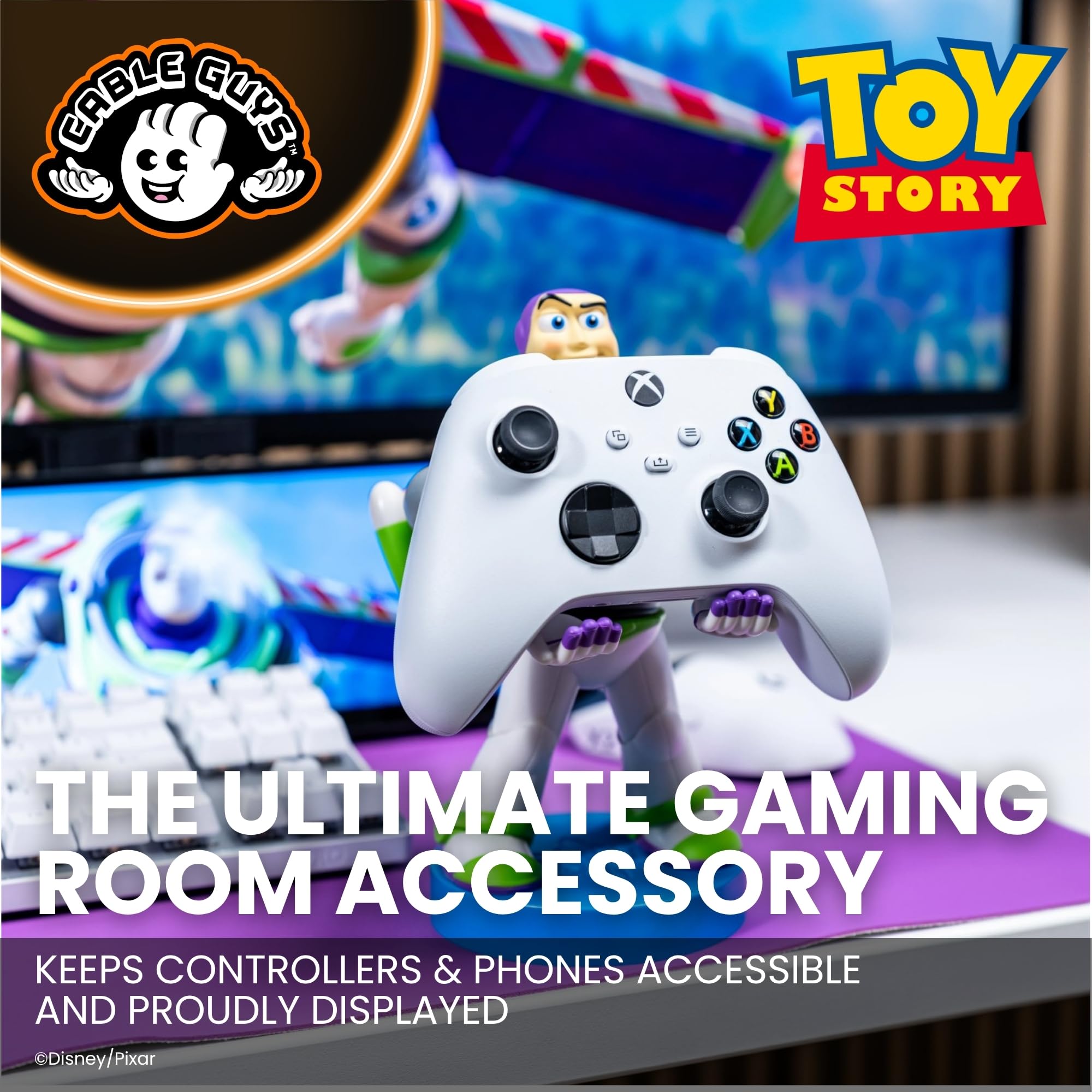 Cableguys Toy Story Buzz Lightyear Soporte Mando y Movil - Figuras Soporte para movil y Mando, Compatible con Xbox, PlayStation y la mayoría de mandos estándar, Accesorios Escritorio Gaming