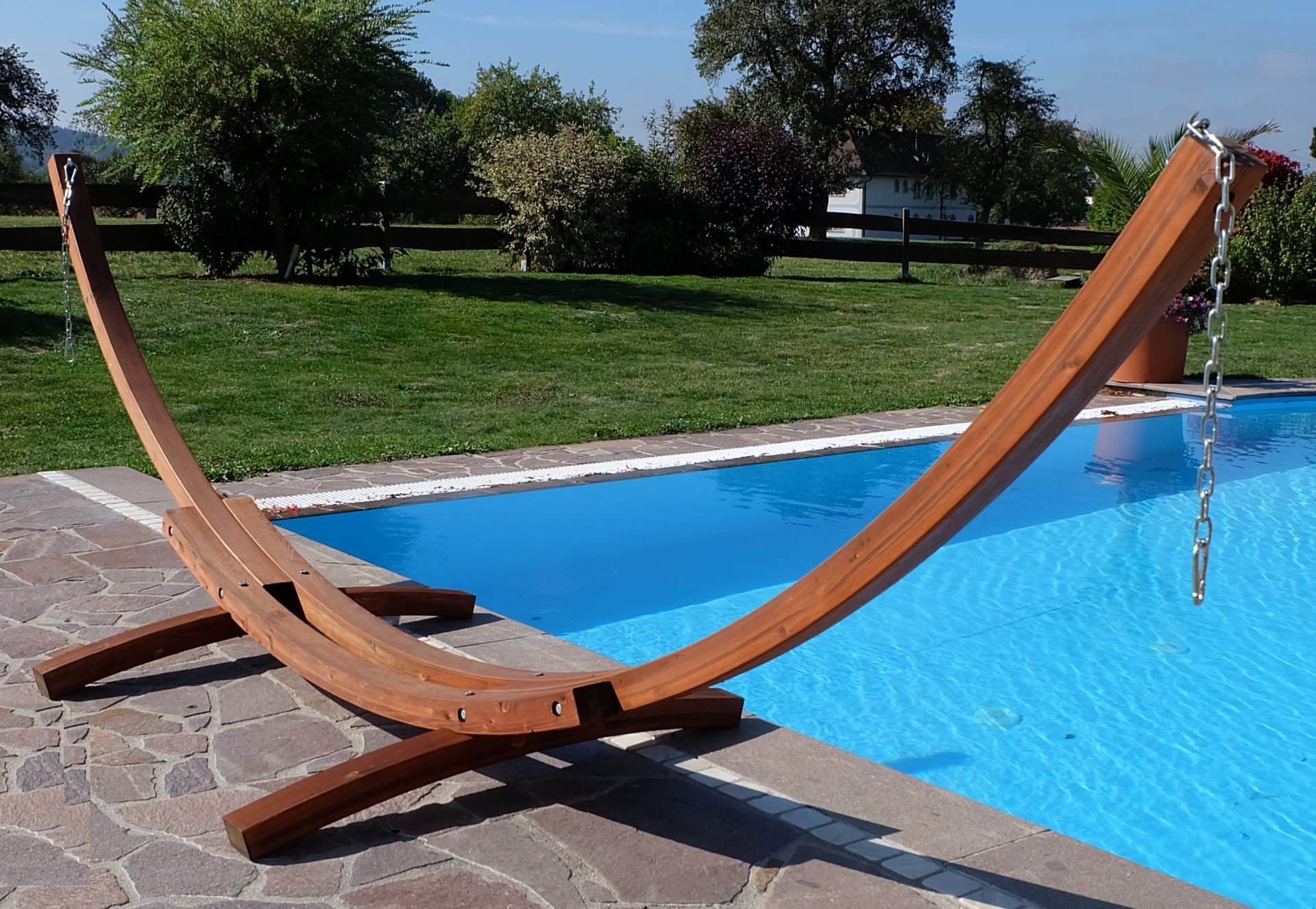 ALEOS. AS-S 410cm XXL Luxus Hängemattengestell Limited Edition Gestell aus Holz Lärche ohne Hängematte Edelstahl Ketten Karabiner und Schrauben