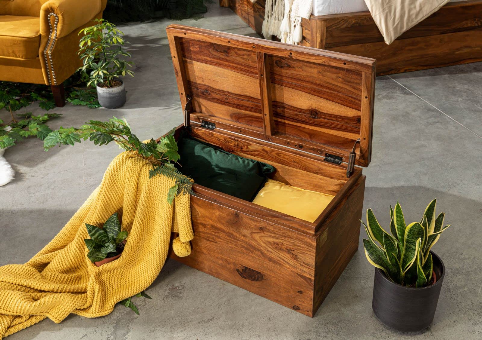 MASSIVMOEBEL24.DE | Toronto Truhe aus Massivholz walnuss - gewachst Sheesham Stauraum + Sitzgelegenheit + Deckel 80x40x40 Aufbewahrungsbox Holztruhe Sitztruhe