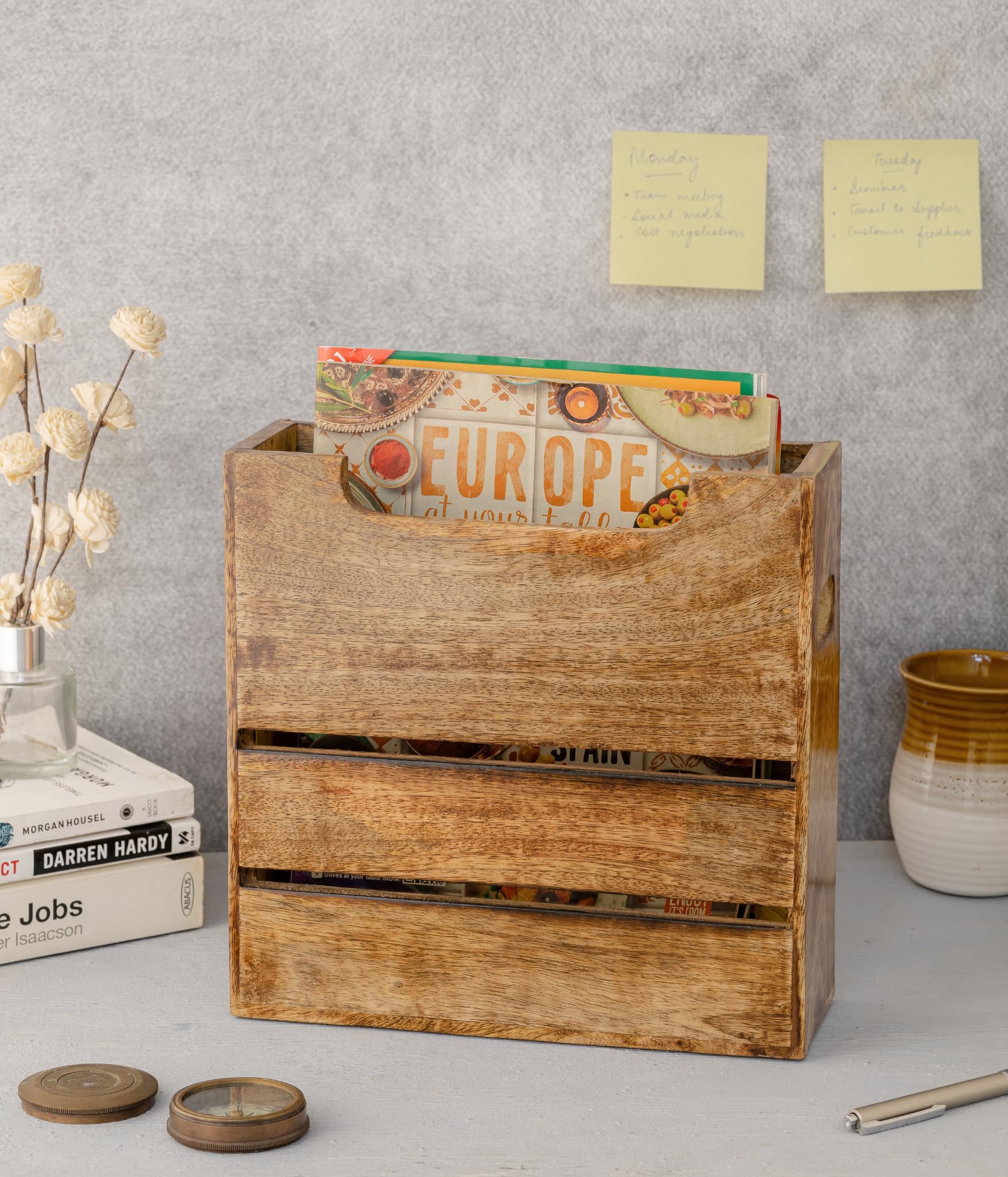 Mie Creations Wooden Magazine Holder Rack with Handle, Decorative Magazine Storage Basket for File, Folder, Books, Newspaper | Rustic Brown Magazine Bin Display Stand, Office Desk Organizer 10-inch