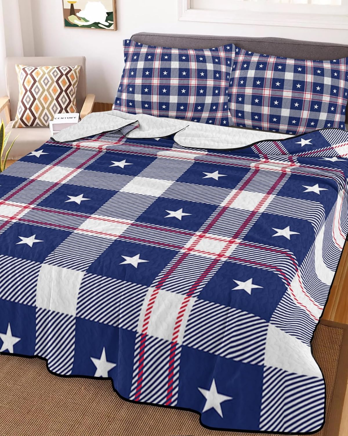 Full Size Quilt Set, American National Flag Day Lightweight Bedspread Coverlet Set Soft Microfiber Summer Quilt with 2 Pillow Shams, USA Stars Buffalo Checkered 3 Piece Comforter Bedding Set