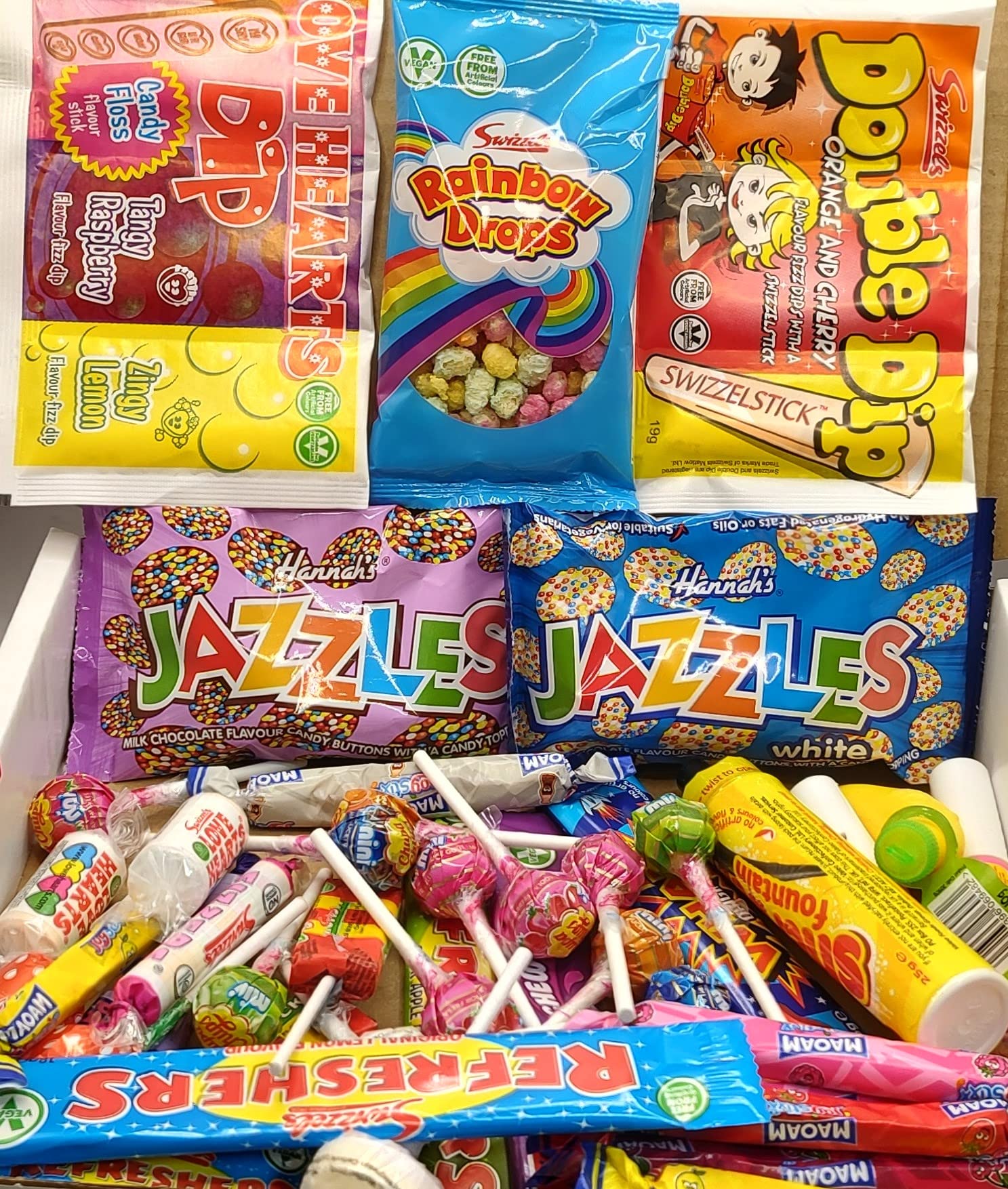 Retro Sweets Hmaper Gift Box,Packed with The Best Retro Sweets, Gift Hamper for Adults and Kids, Classic Retro Sweets Gift Set