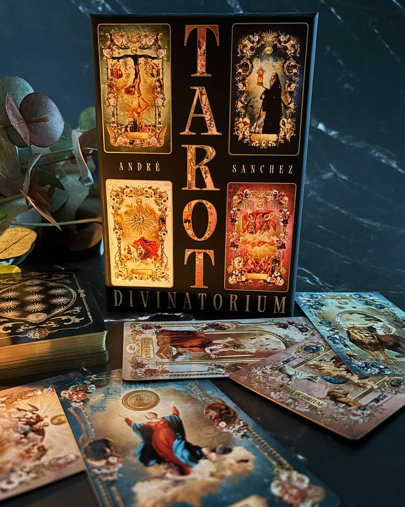 Tarot Divinatorium: Rider-waite Reimagined