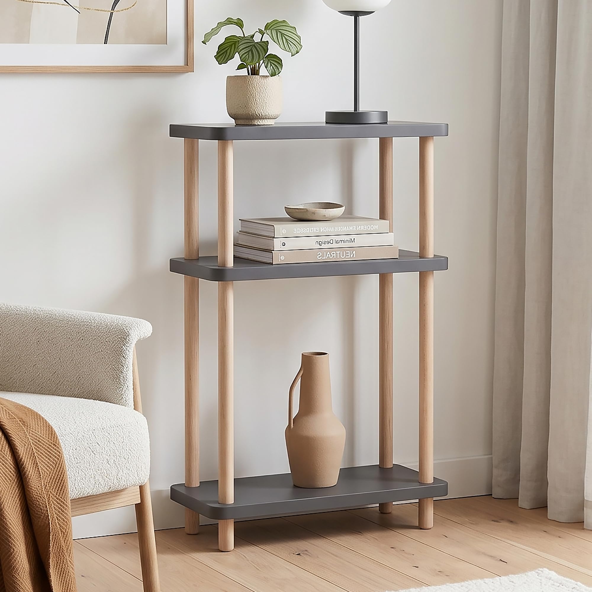 Mesita de noche patas de madera para solucionar la falta de espacio en casa