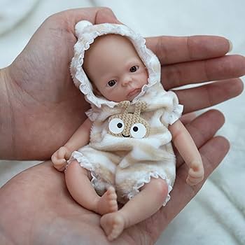 Amazon | Newtotlove 5.5インチ ミニチュアシリコンベビーフルボディ