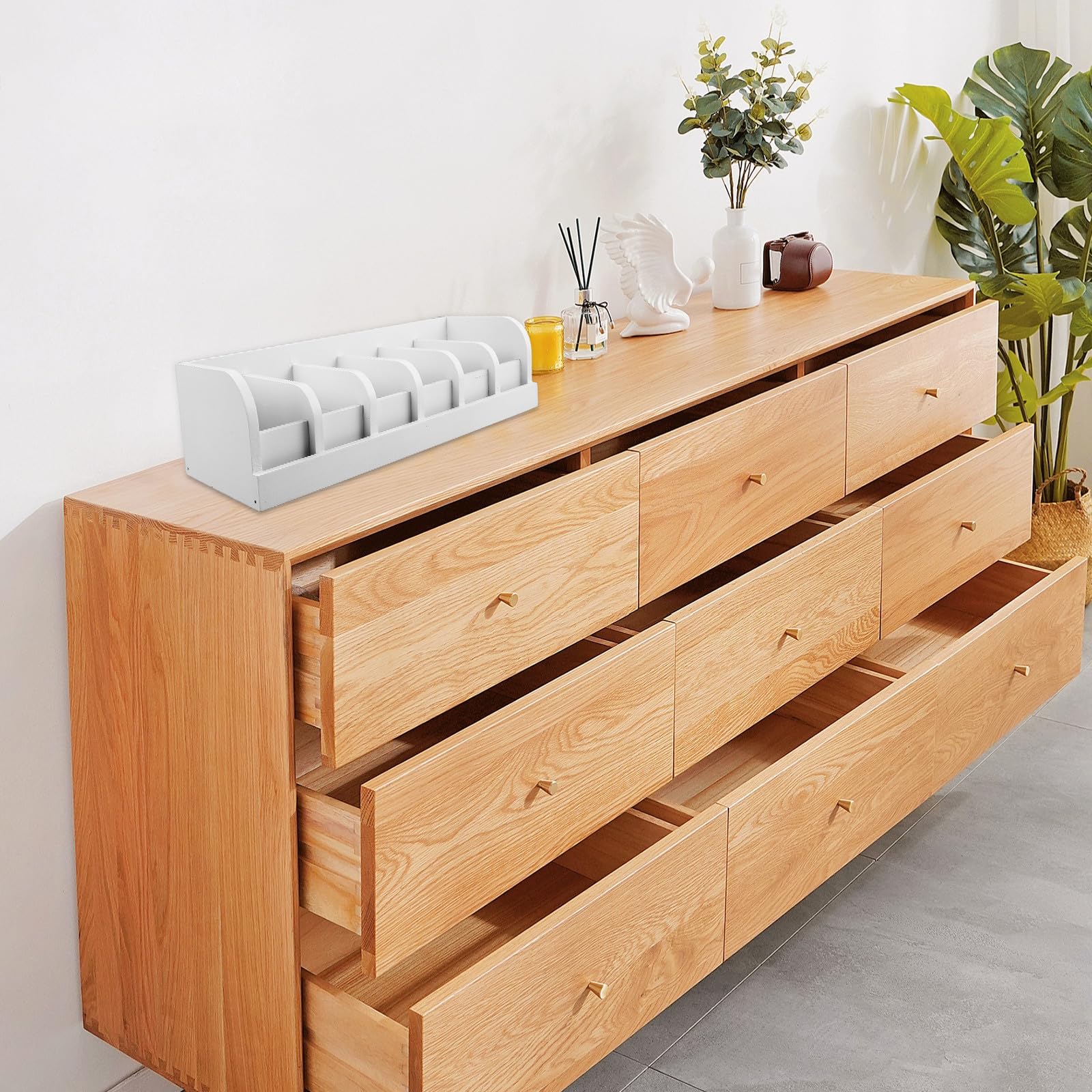 STOBAZA Weißer Gürtelhalter mit Multifunktionalem Fächersystem Minimalistisches Design und Verarbeitung für Ordentliche Gürtelaufbewahrung im Kleiderschrank
