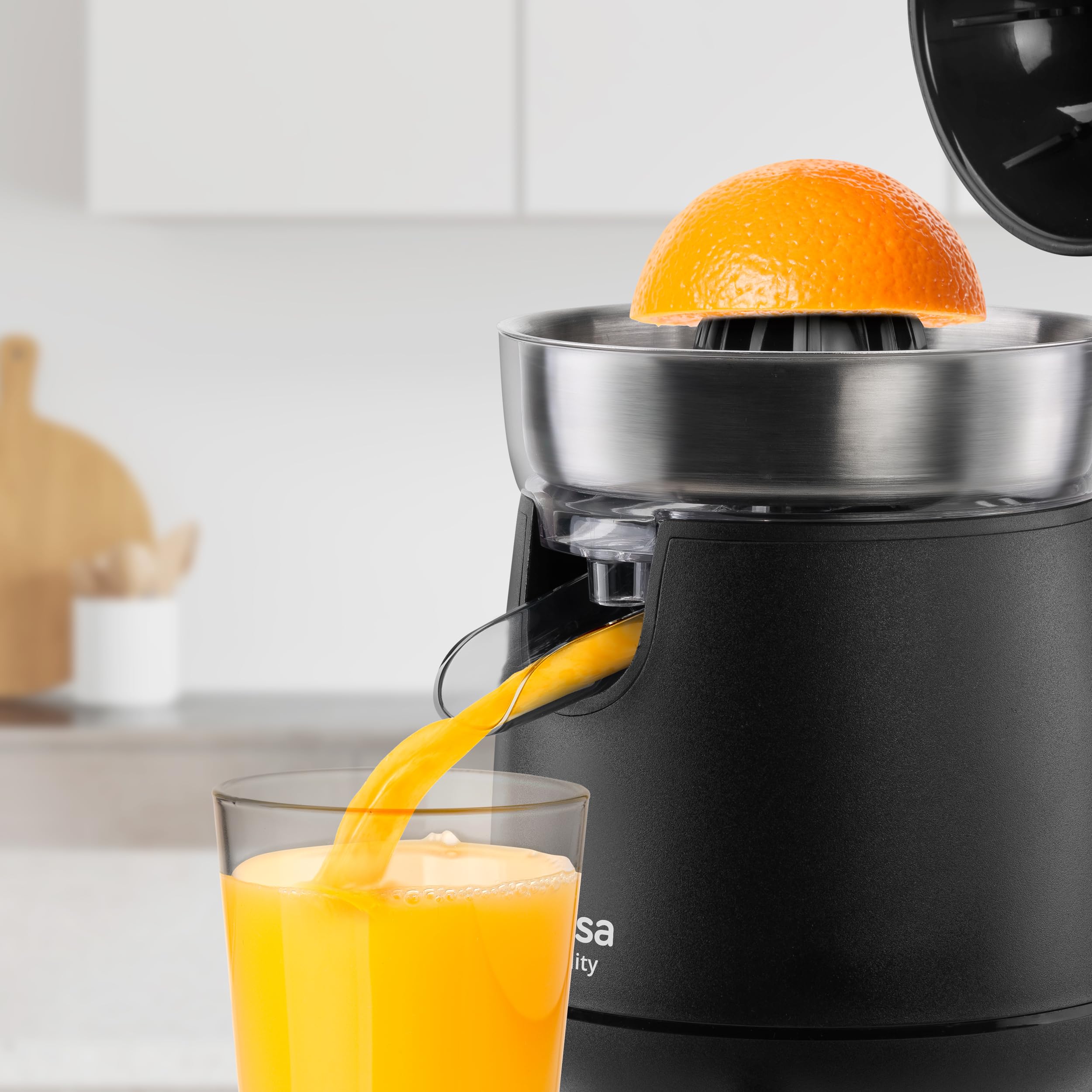 Ufesa Vitality, Spremiagrumi Elettrico a Braccio, 120W, Versamento Continuo, Sistema Ant gocciolamento, Cono Doppio, Filtro in Acciaio Inox, Braccio per l'estrazione del Succo, Senza BPA, Nero Inox