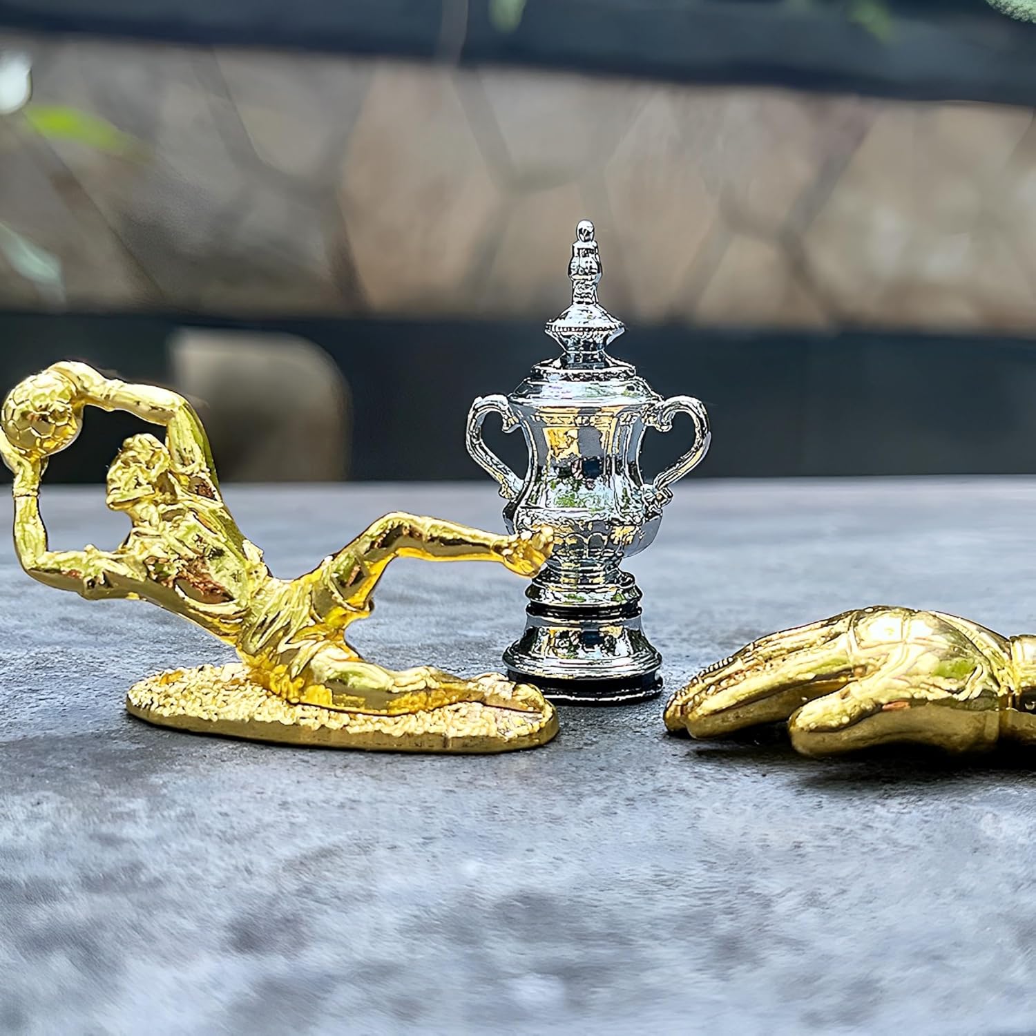 ARAZI 5 Pcs Set Mini European Soccer Trophy Champions Souvenirs Fans Collectibles Personalized Desk Decor,B