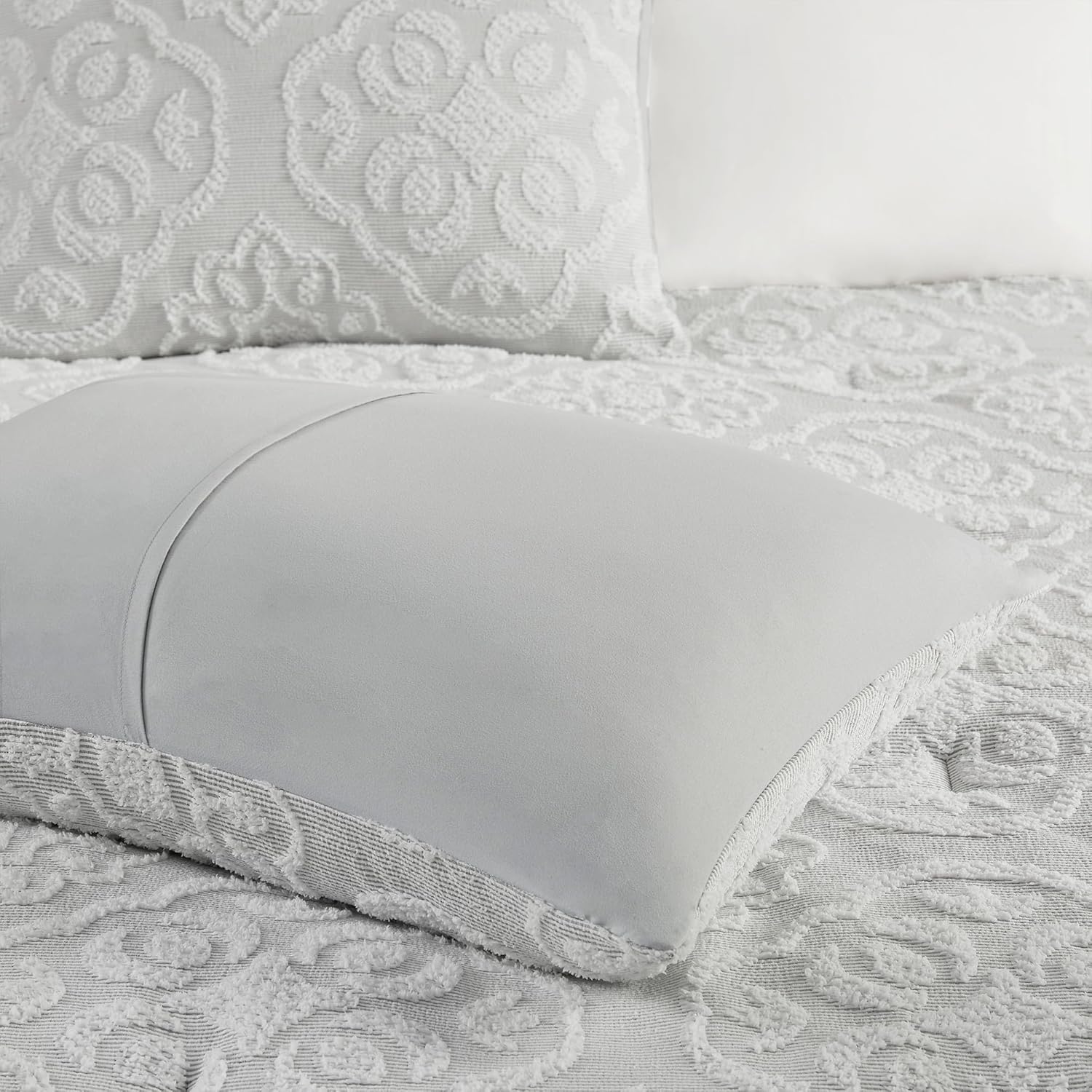 King White Microfiber Tufted Medallion Comforter Set
