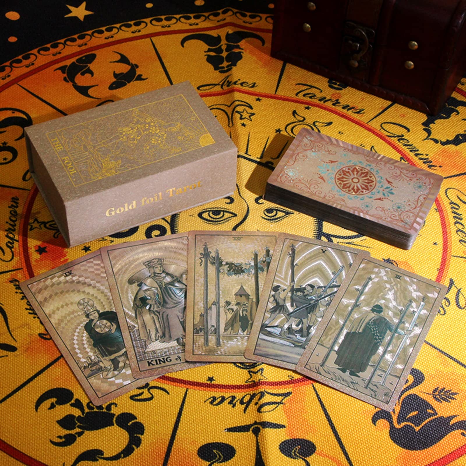 Tarotkarten, Einsteigerset, Tarotkartendeck, Goldfolien-Tarotkarten mit Reiseführer, wasserdichtes PVC-Tarotkartendeck mit exquisiter Box, Wahrsagespiel, Wahrsagewerkzeuge