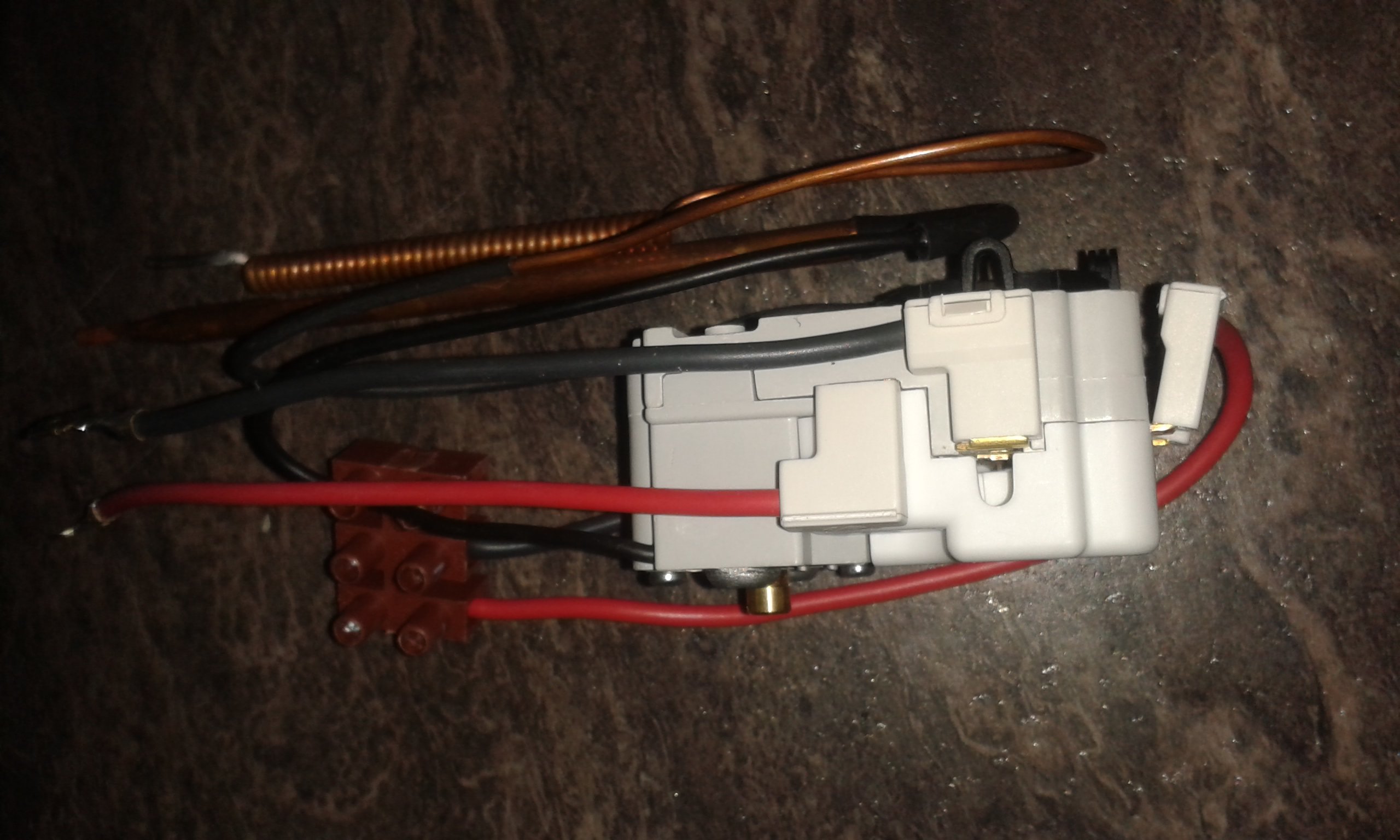 Elson Zircon Unvented Direct u0026 Indirect Cylinder Thermostat and Cut-Out  95612720 : Amazon.co.uk: DIY u0026 Tools