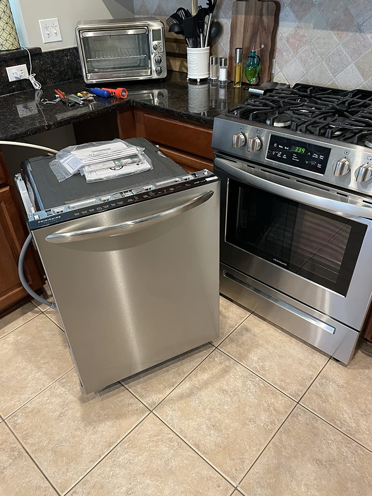 76/mo Finance Frigidaire FGID2479SF 24" Energy Star Fully Integrated