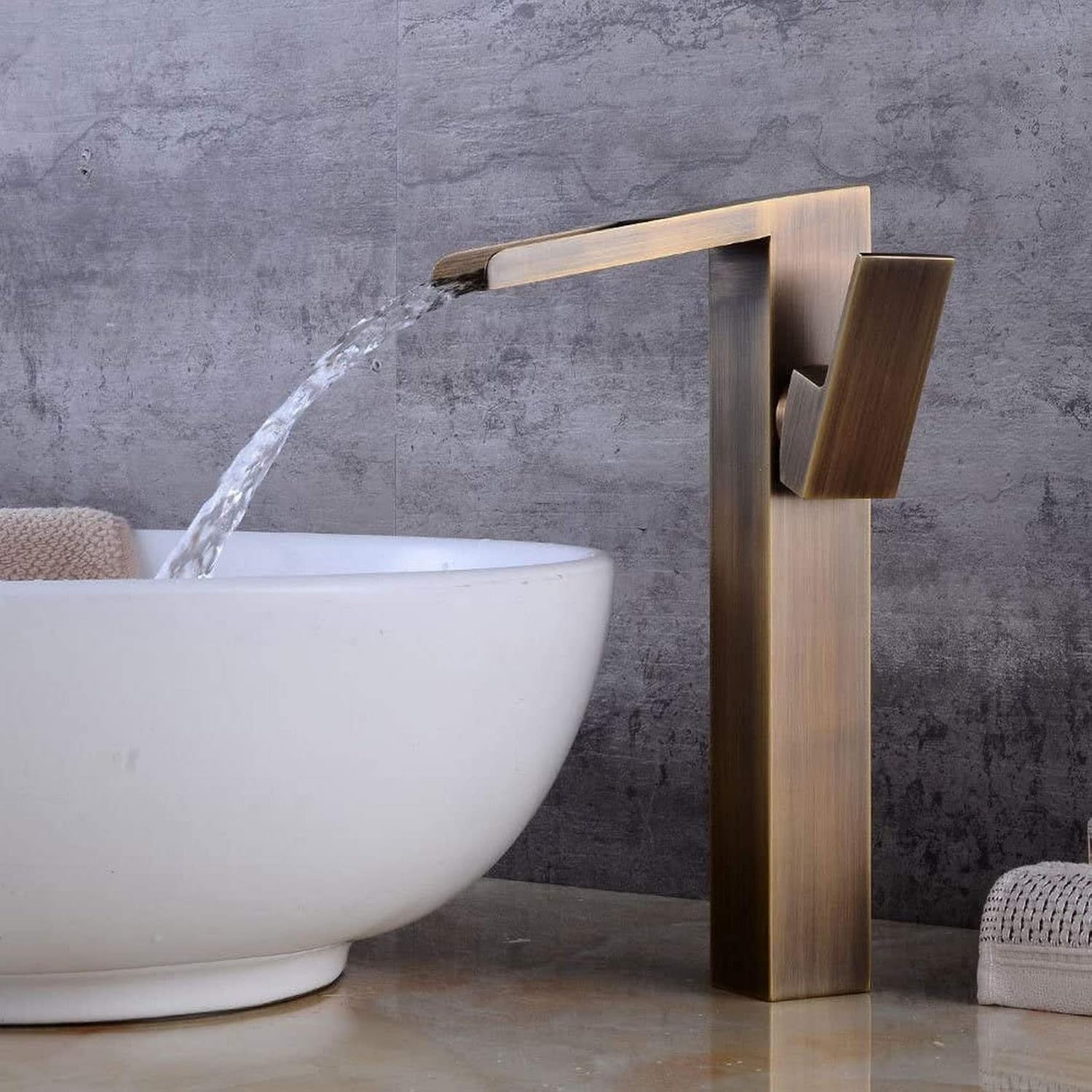 浴室のシンクの容器の蛇口洗面器ミキサータップ洗面台の蛇口アンティーク銅滝シングルレバーシングルホール温水および冷水シンクタップ浴室キ