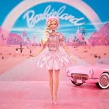 Barbie Le Film Poupée à Collectionner inspirée du Film avec Margot Robbie, avec Une Tenue composée d’Un Chemisier et d’Un Tutu Roses, Une Coiffure emblématique et des Bijoux Assortis, JBJ53 - 2