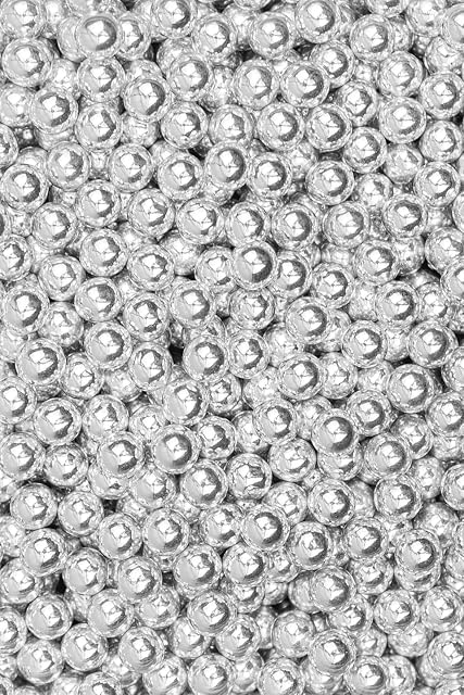 SPRINKLY - Metallic Chocolate Balls (Large/10mm) - Silver - 1kg