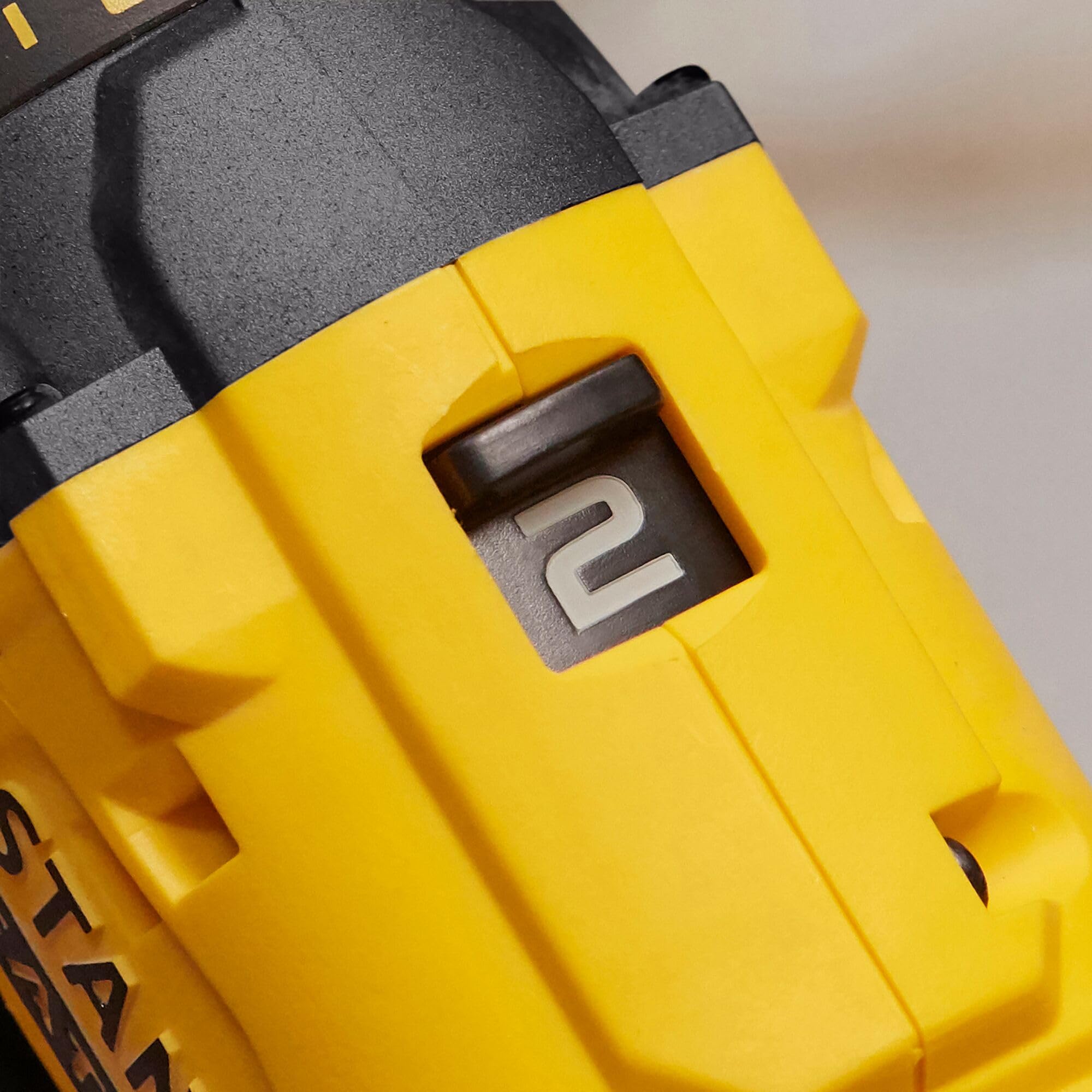 Stanley SCD700B-TR 18V V20 Kömürlü Matkap, Bataryasız