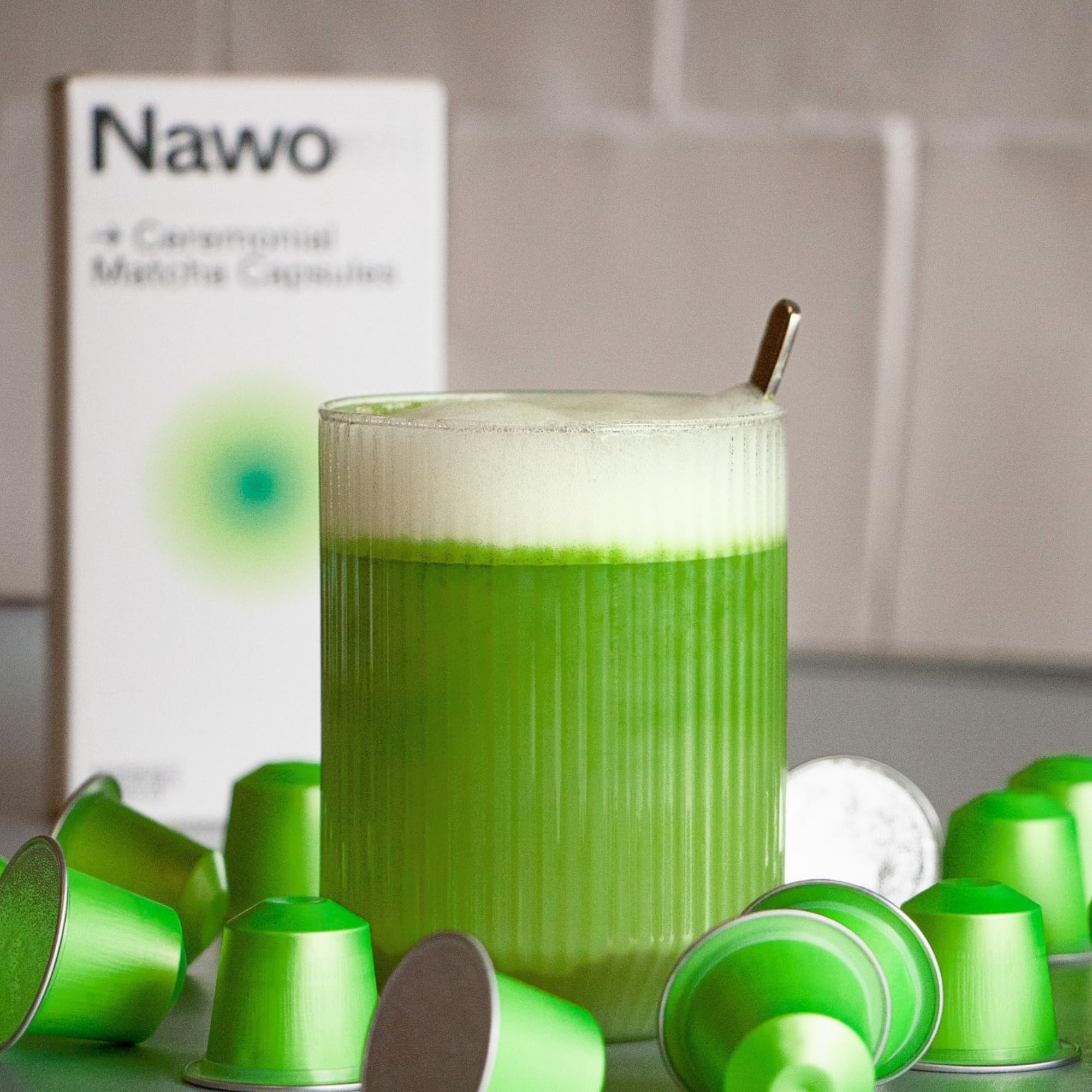 10 Cápsulas de Té Matcha Ceremonial – Compatibles con Nespresso®, 100% Natural, Té Verde en Polvo, Ideal para Matcha Latte, Sin Azúcares Añadidos ni Conservantes – NAWO® Matcha
