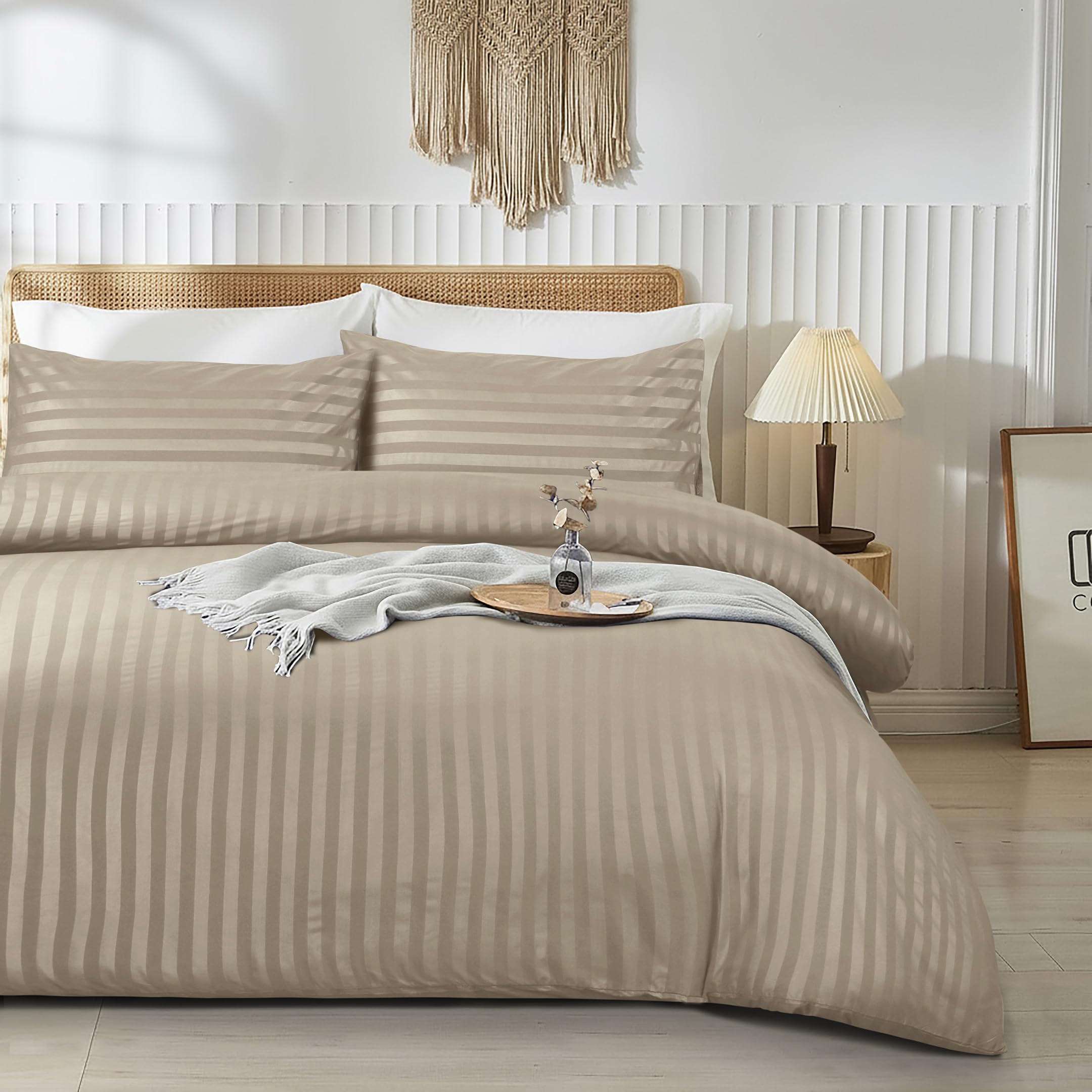 JEB TIFL Premium Hotel Quality Satin Stripe Duvet Cover Set - Quilt Cover Bedding Sets with Pillowcases - Soft Microfiber Quilt Bedding, Hypoallergenic Button Closure Bed Covers (Beige, Double)