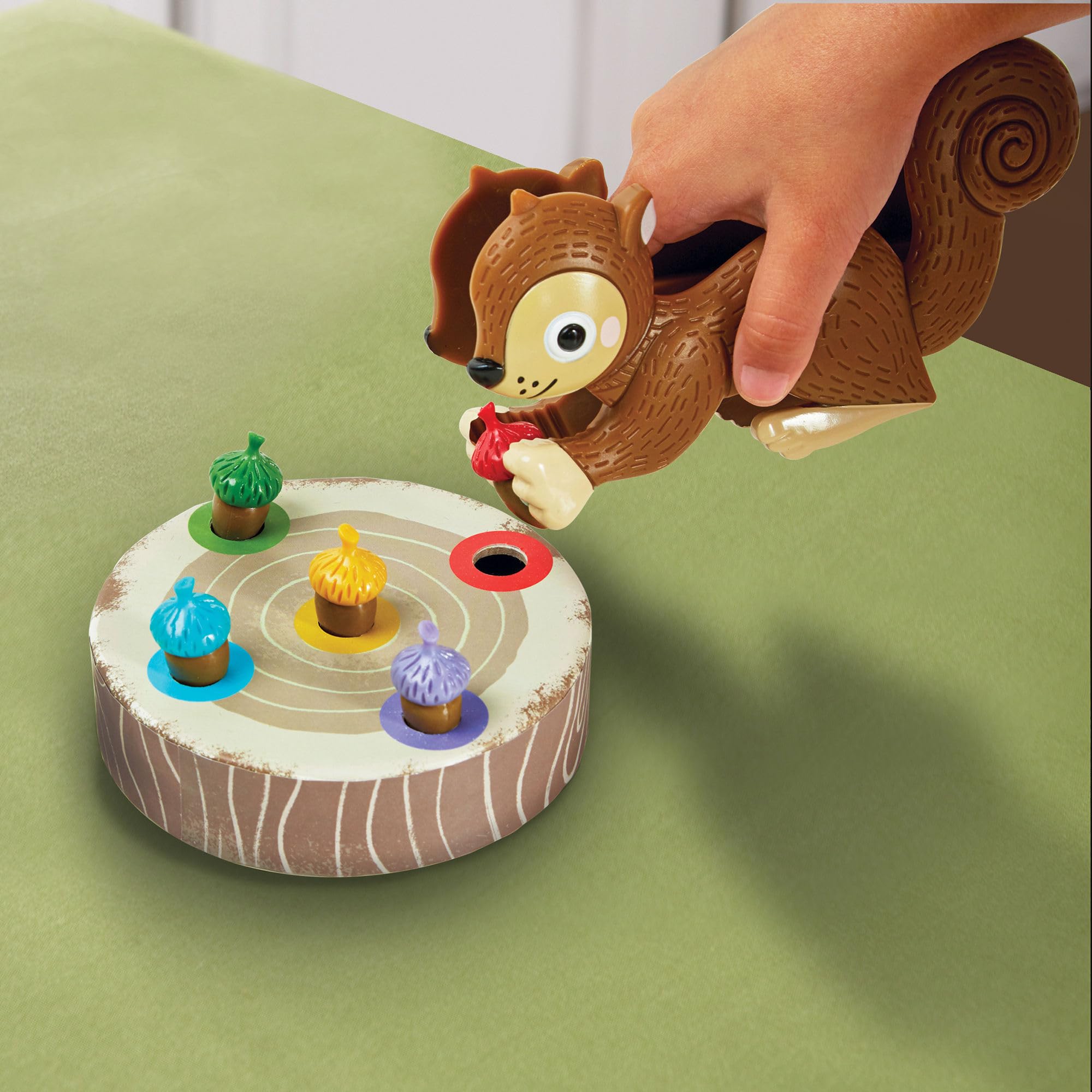 Learning Resources Juego para asociar Colores Sneaky, Snacky Squirrel Game