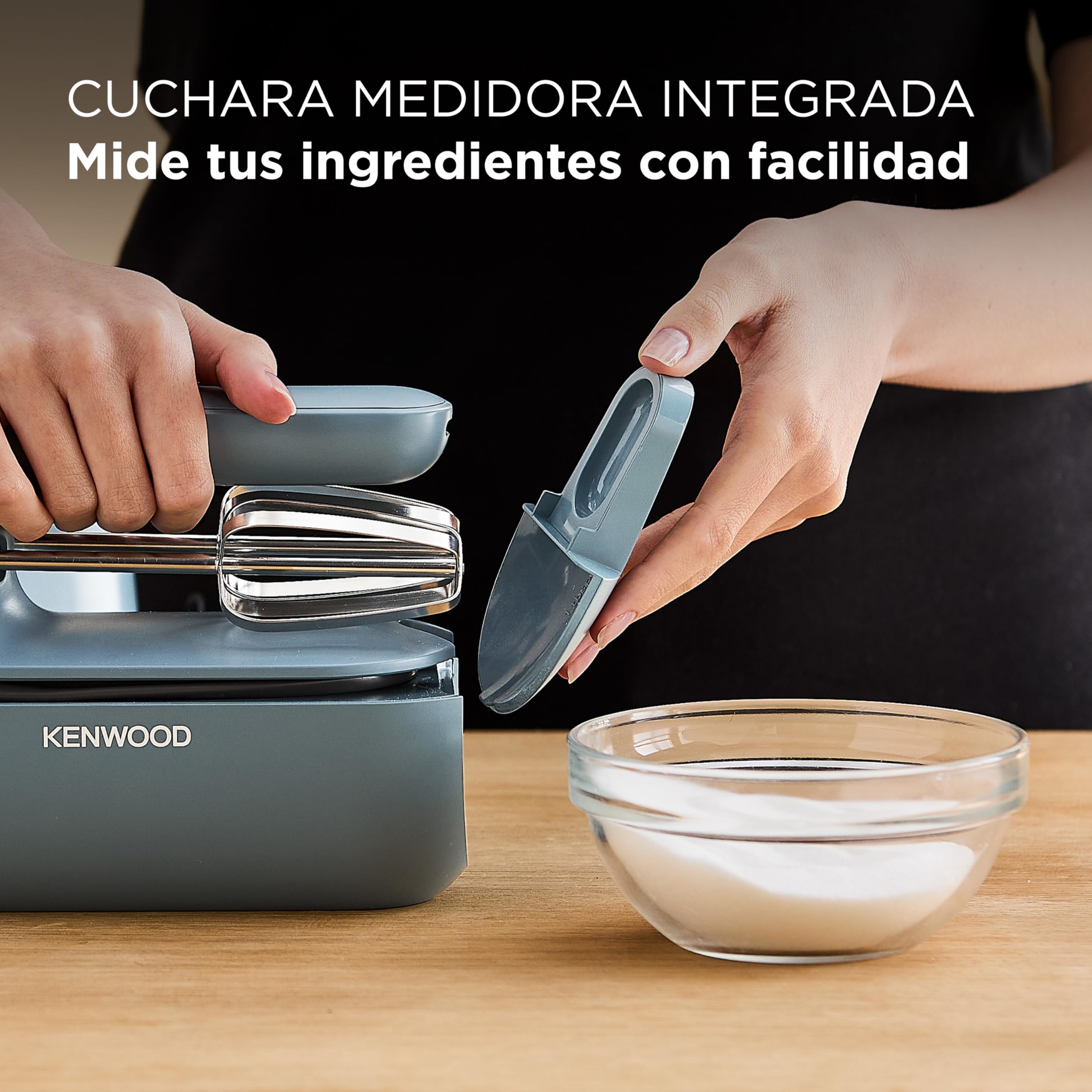 Kenwood QuickMix Go HMP40.000GY, Batidora de Varillas Eléctrica con Funda Integrada, Varillas y Ganchos de Amasar en Acero Inoxidable, 5 Velocidades, Hecho con Plástico Reciclado, 350W, Azul Tormenta