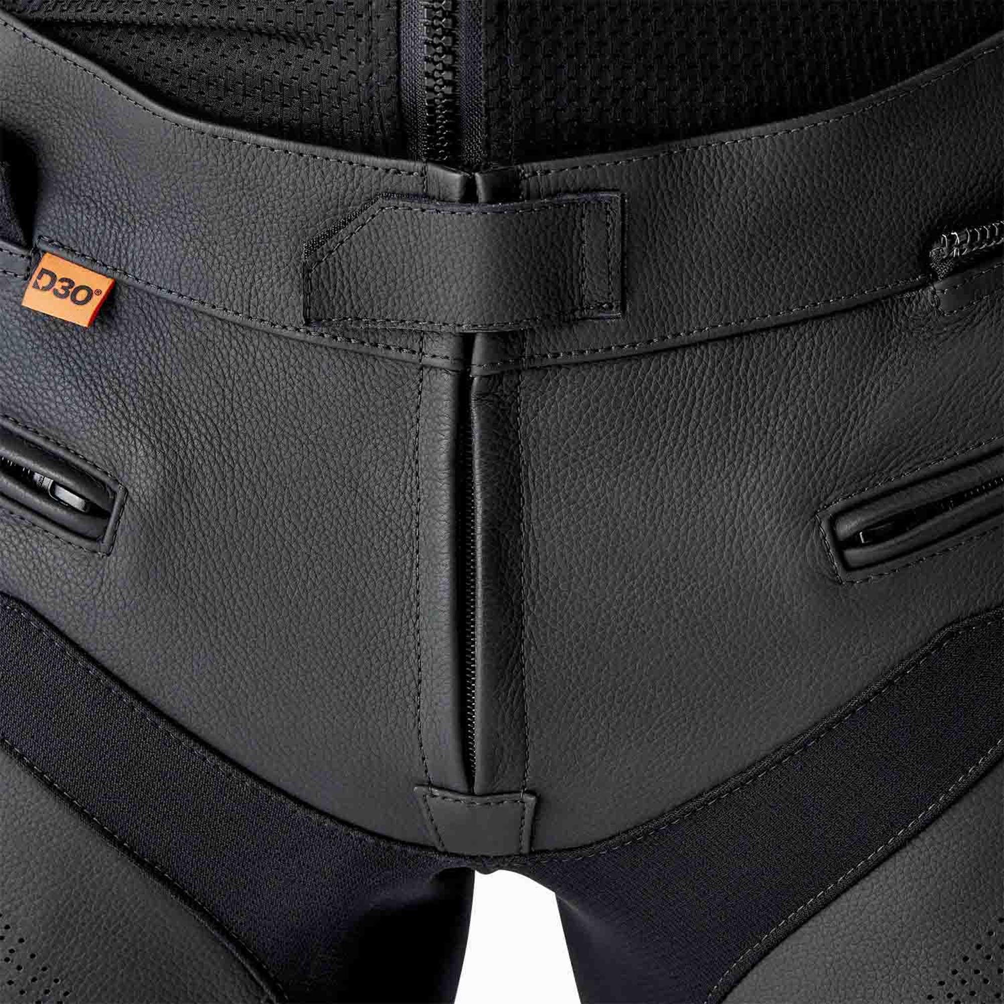 RST S1 D3O Pantaloni in pelle da motocicletta perforati, Short 2XL
