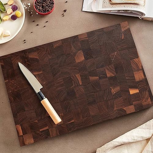 Miniatura 9 de John Boos CCB Series Rectangular Wooden Walnut Cutting Board 18”x12” – 1.75” Thick, 12-lb Reversible Butcher Block with End-Grain & Finger Grips –