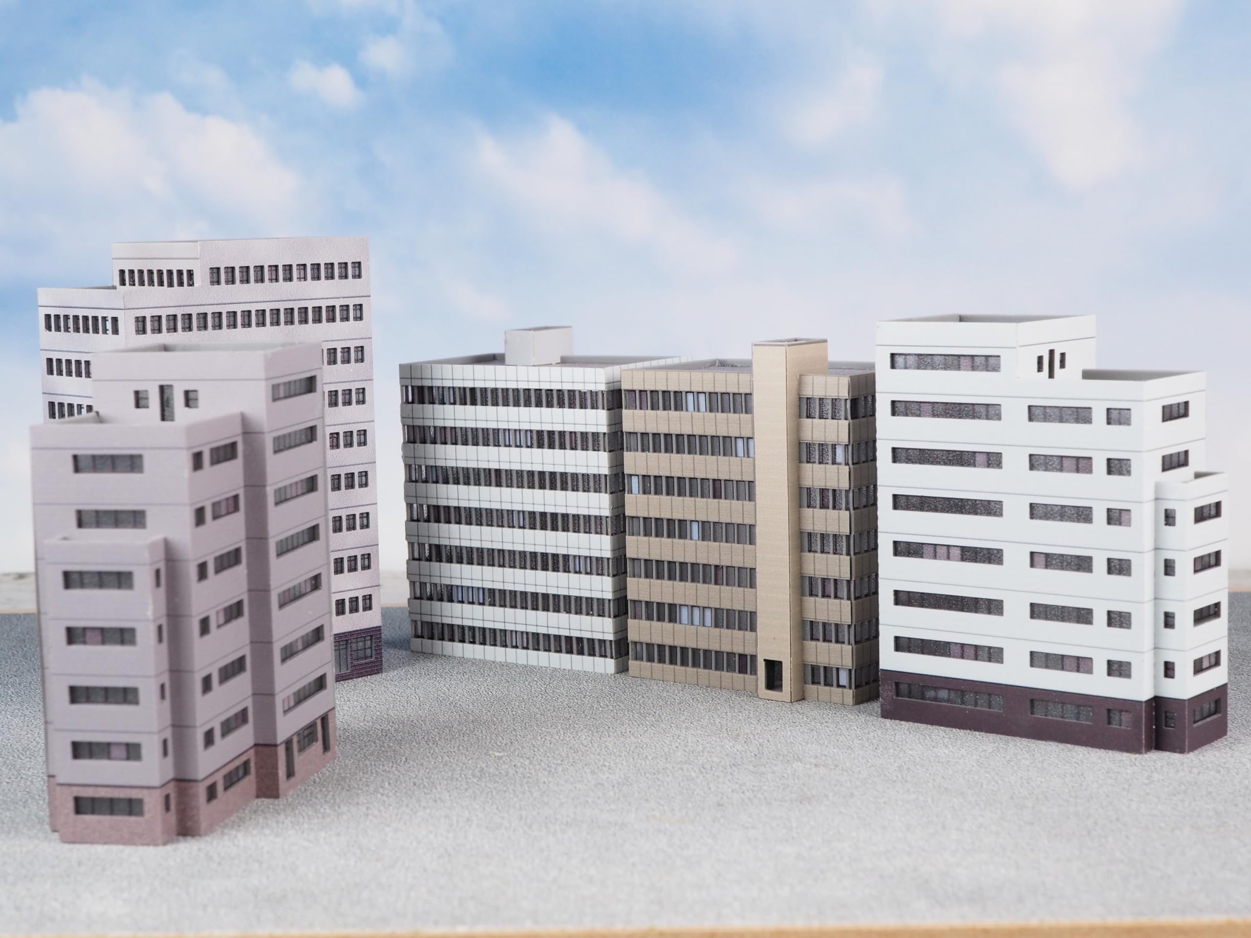 Amazon | 【Good in three directions】1/300 模型 建物 鉄道模型