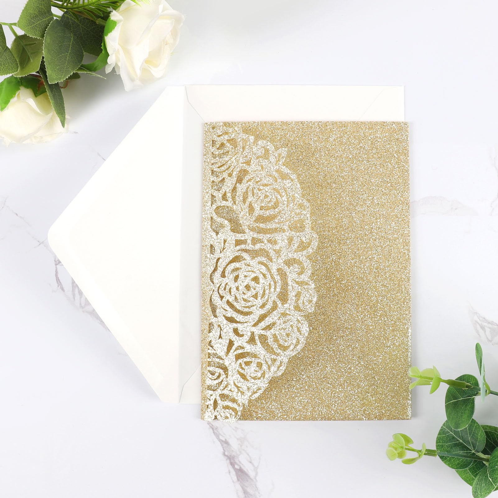 Quinceanera-Einladungs-Set für Verlobung, Geburtstag, Quinceanera, goldfarben, lasergeschnitten, mit Umschlägen und RSVP-Karten, dreifach gefaltet, goldfarben, glitzernd, 25 Stück
