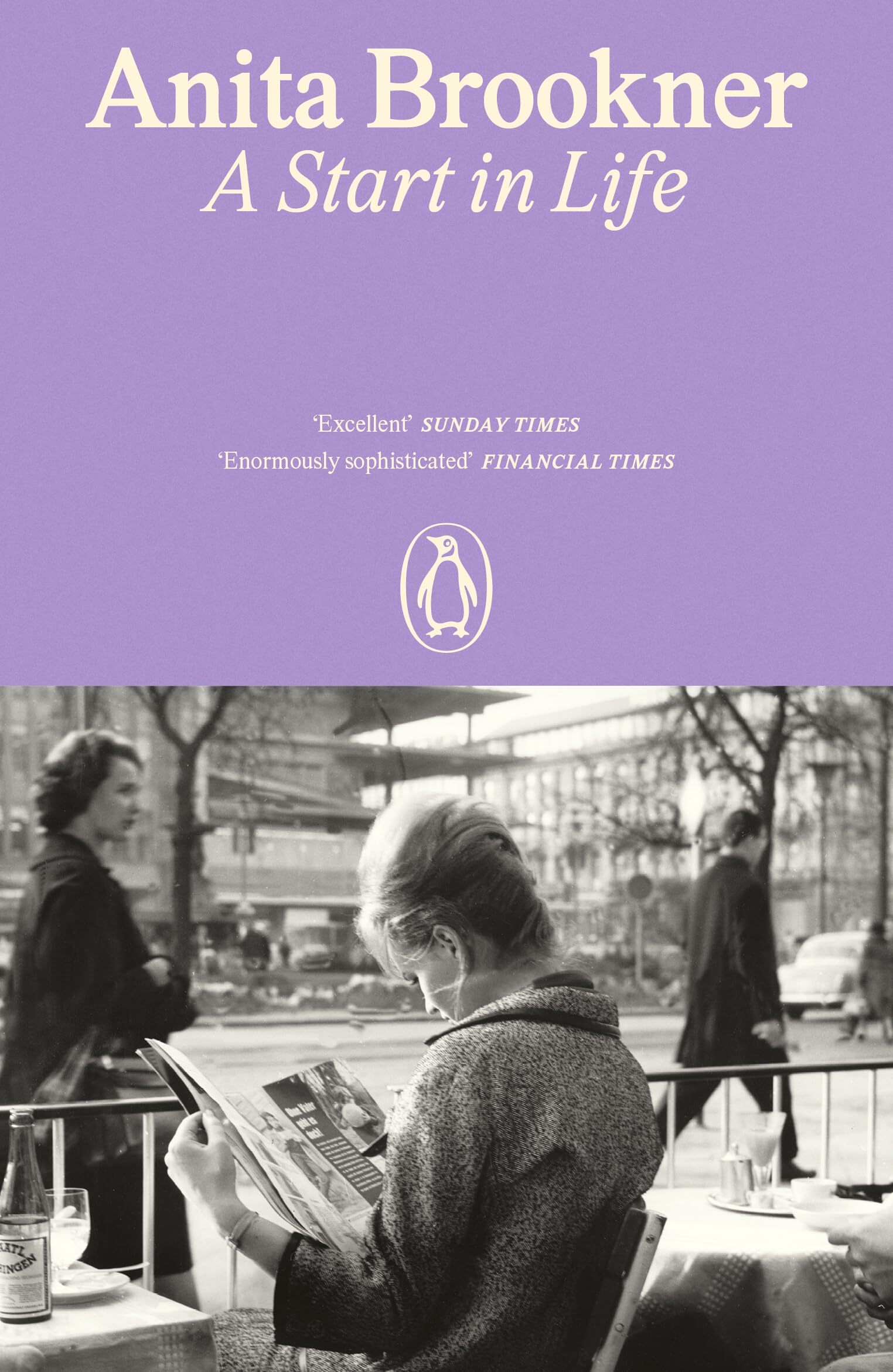 A Start in Life,Anita Brookner- 9780241977750