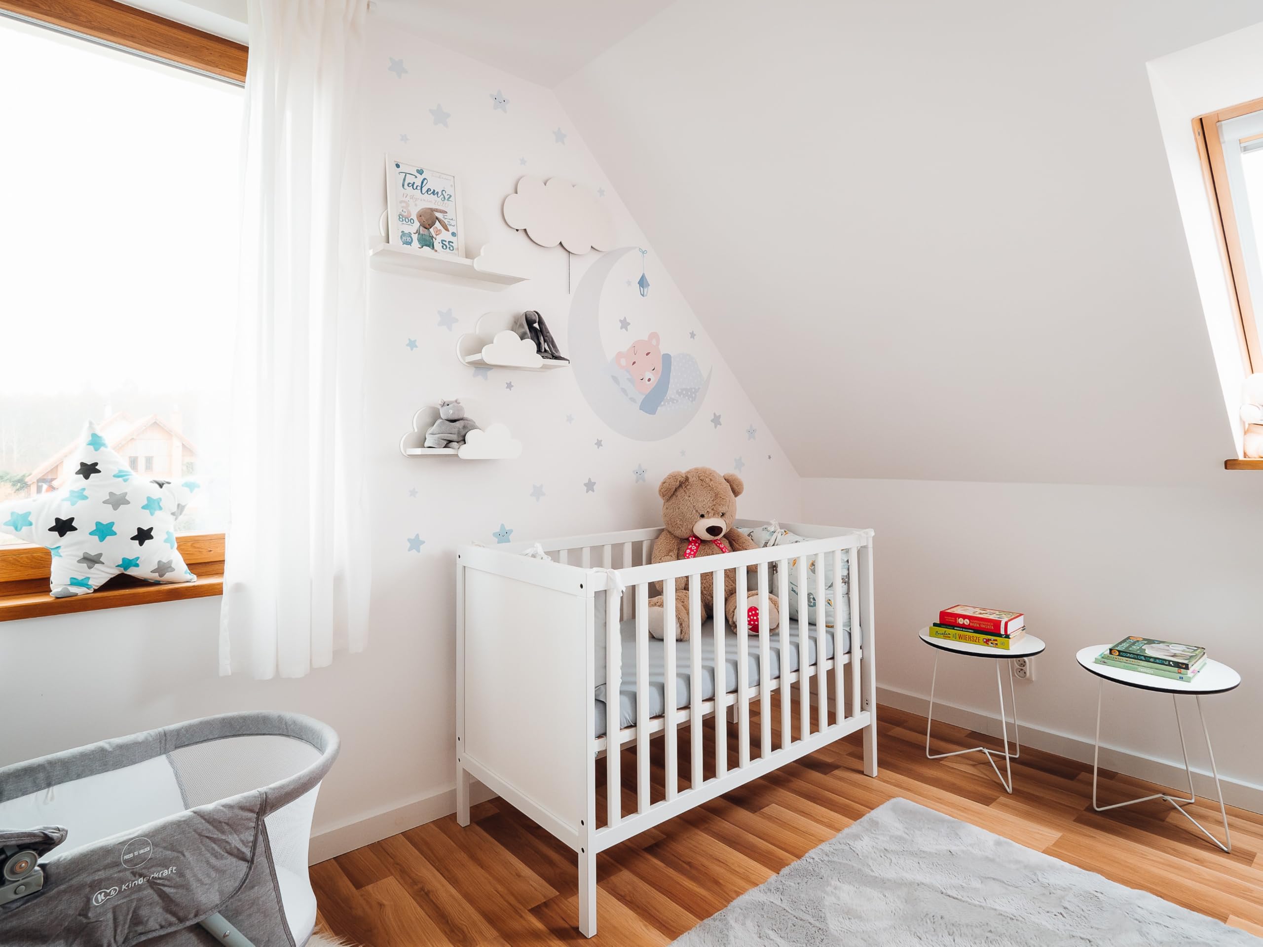 Moli Prestige - Set di 3 mensole da parete per cameretta dei bambini, con decorazione frontale, per libri, giocattoli, decorazione